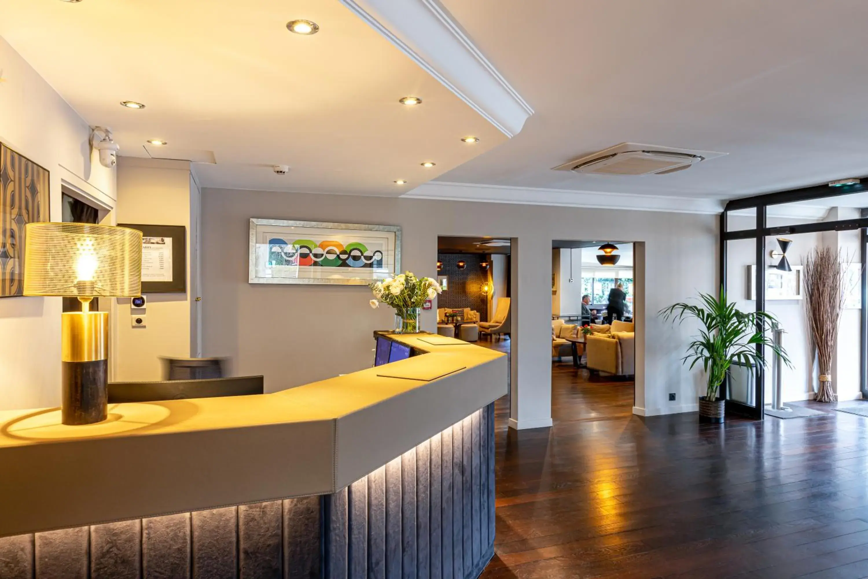 Lobby or reception in Hôtel Quorum Lobby or reception in Hôtel Quorum