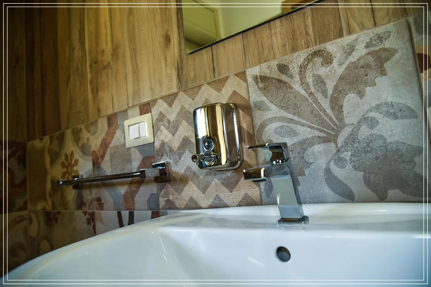 Shower in B&B Sicily