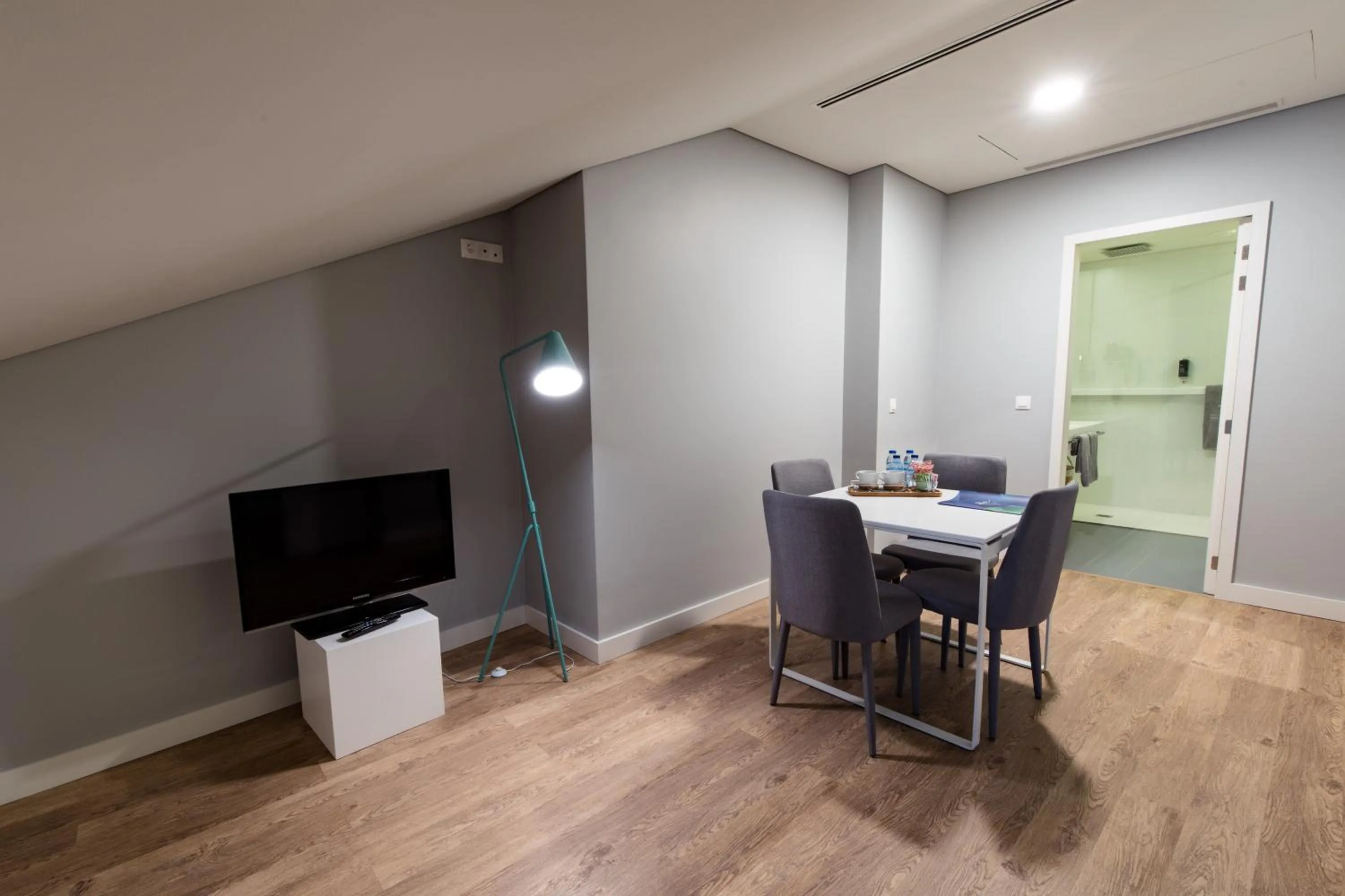 Ilha Hostel & Suites