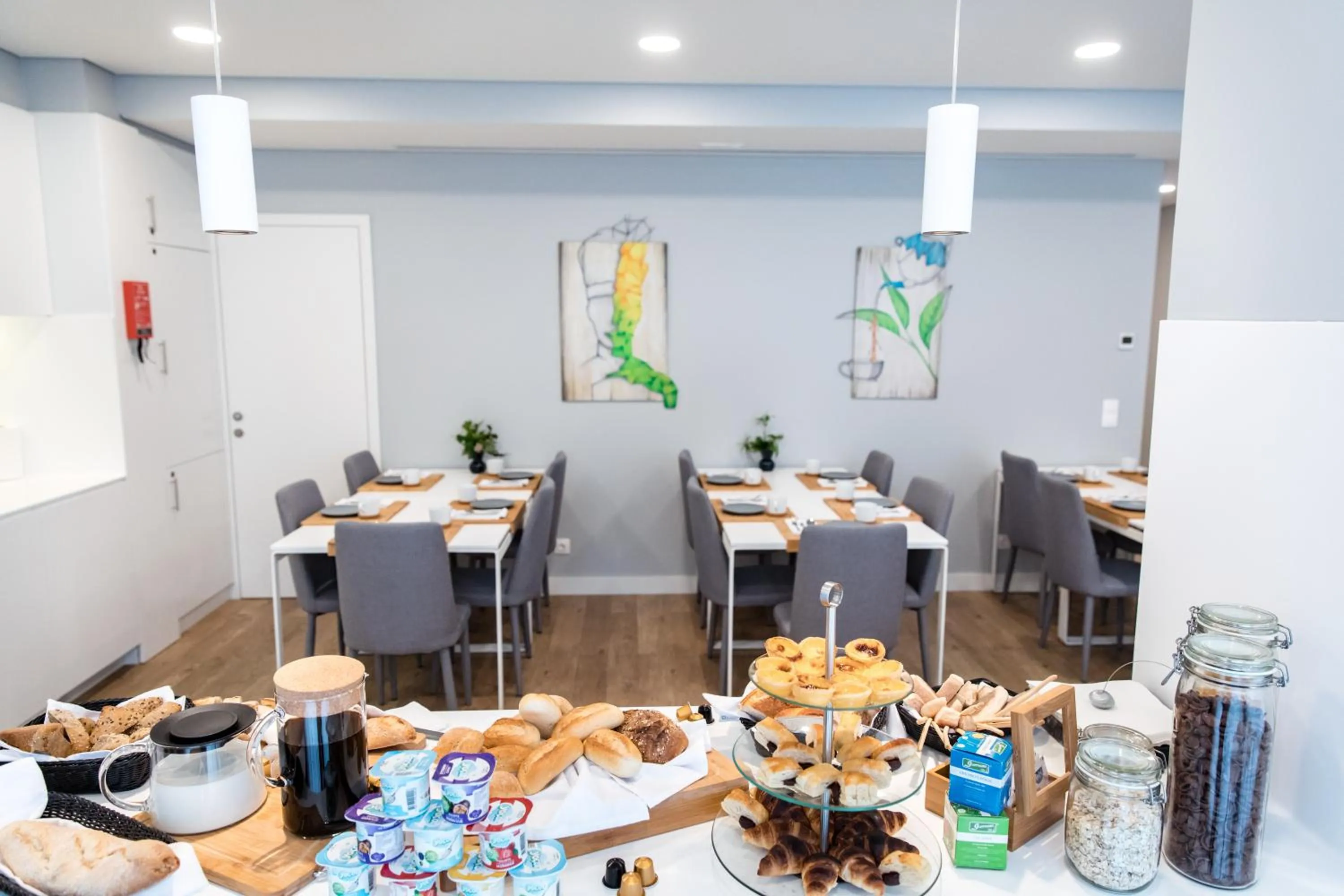 Breakfast in Ilha Hostel & Suites