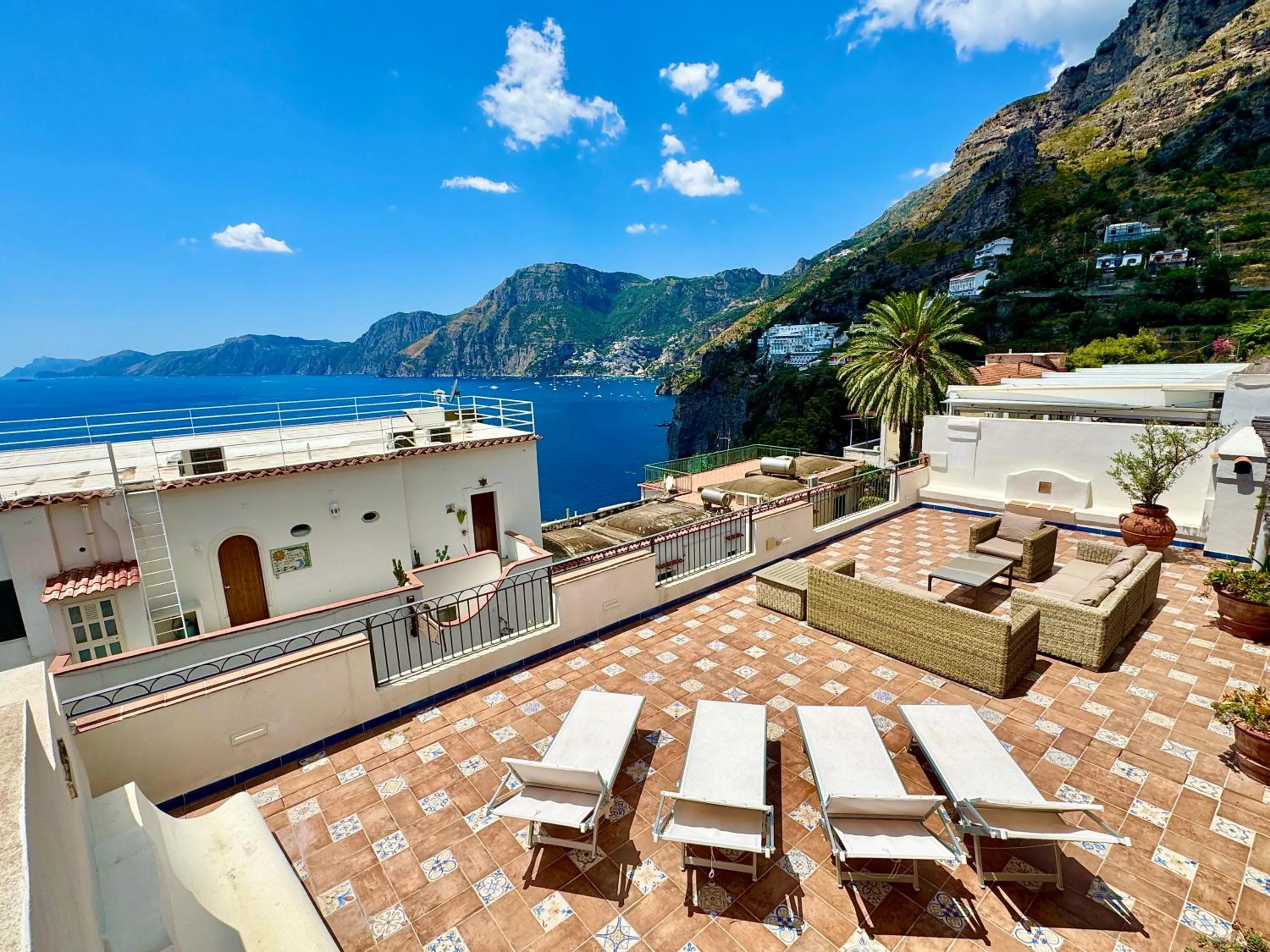 Casa Ella with Private Parking