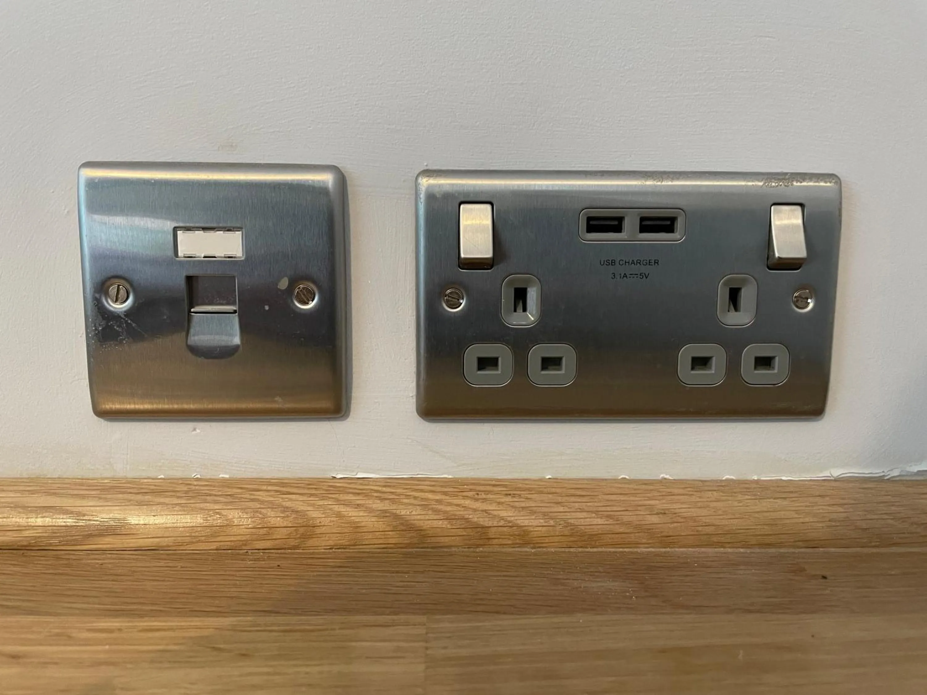 Property building in Arlan House, Central Basingstoke Hotel