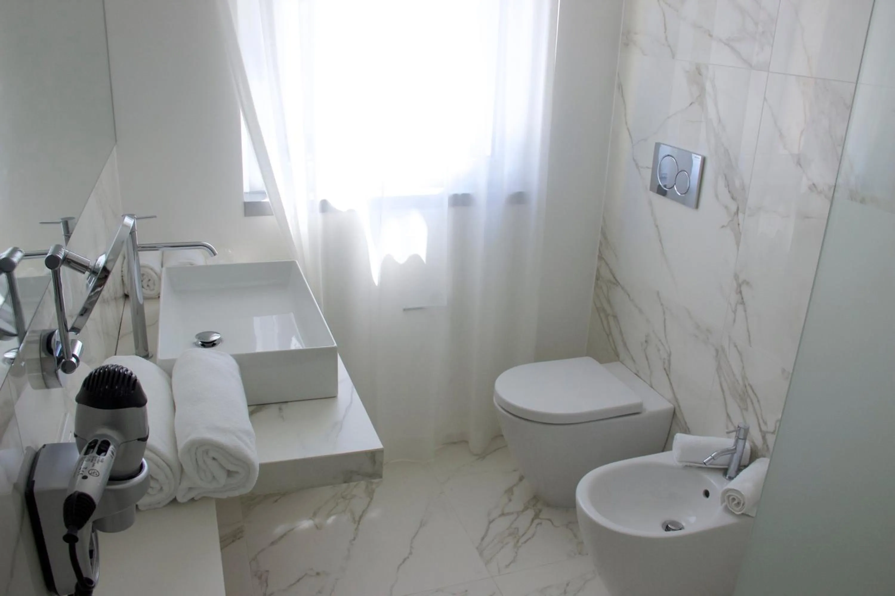 Double Room in Chiaroscuro