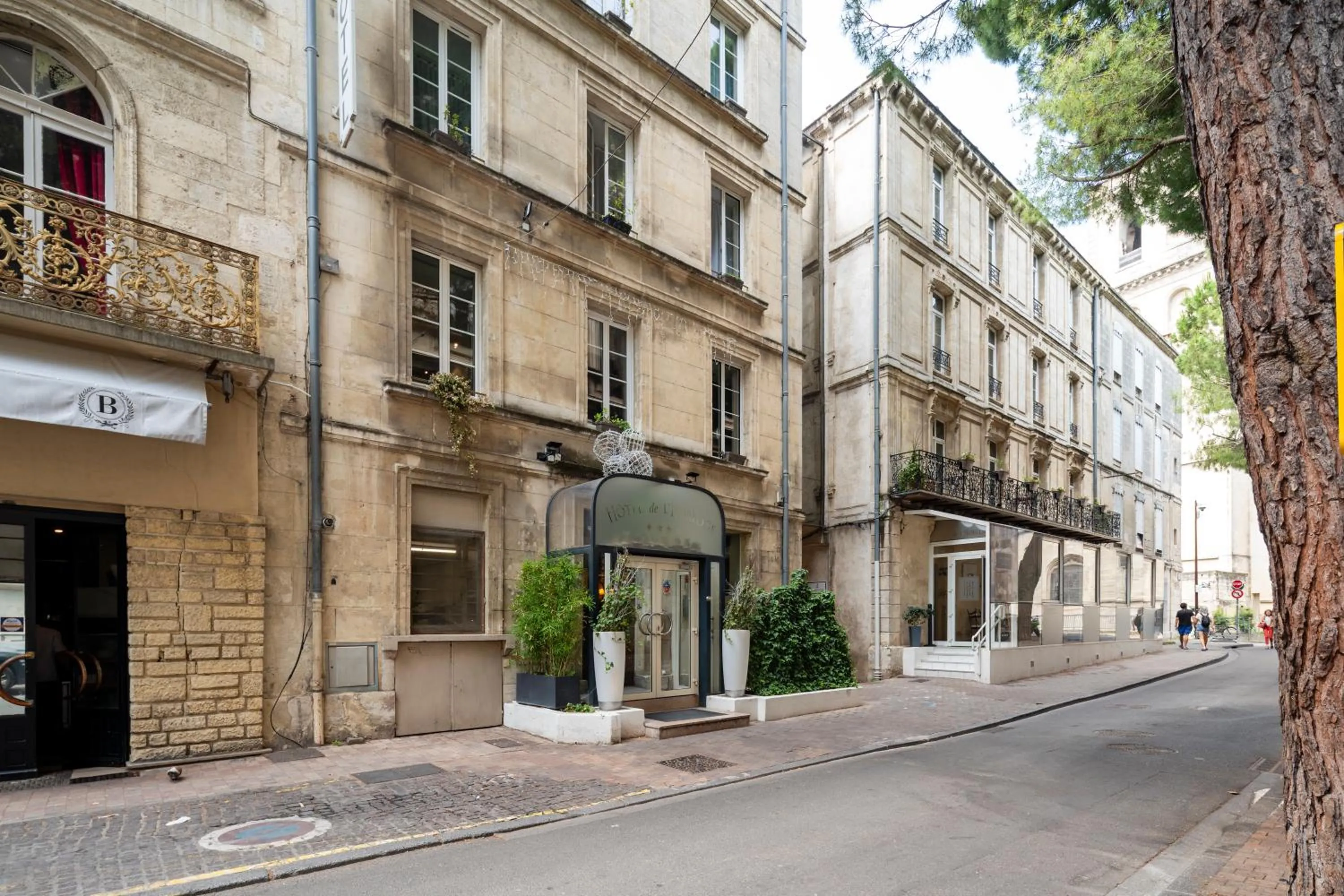 Facade/entrance in Hôtel de l'Horloge