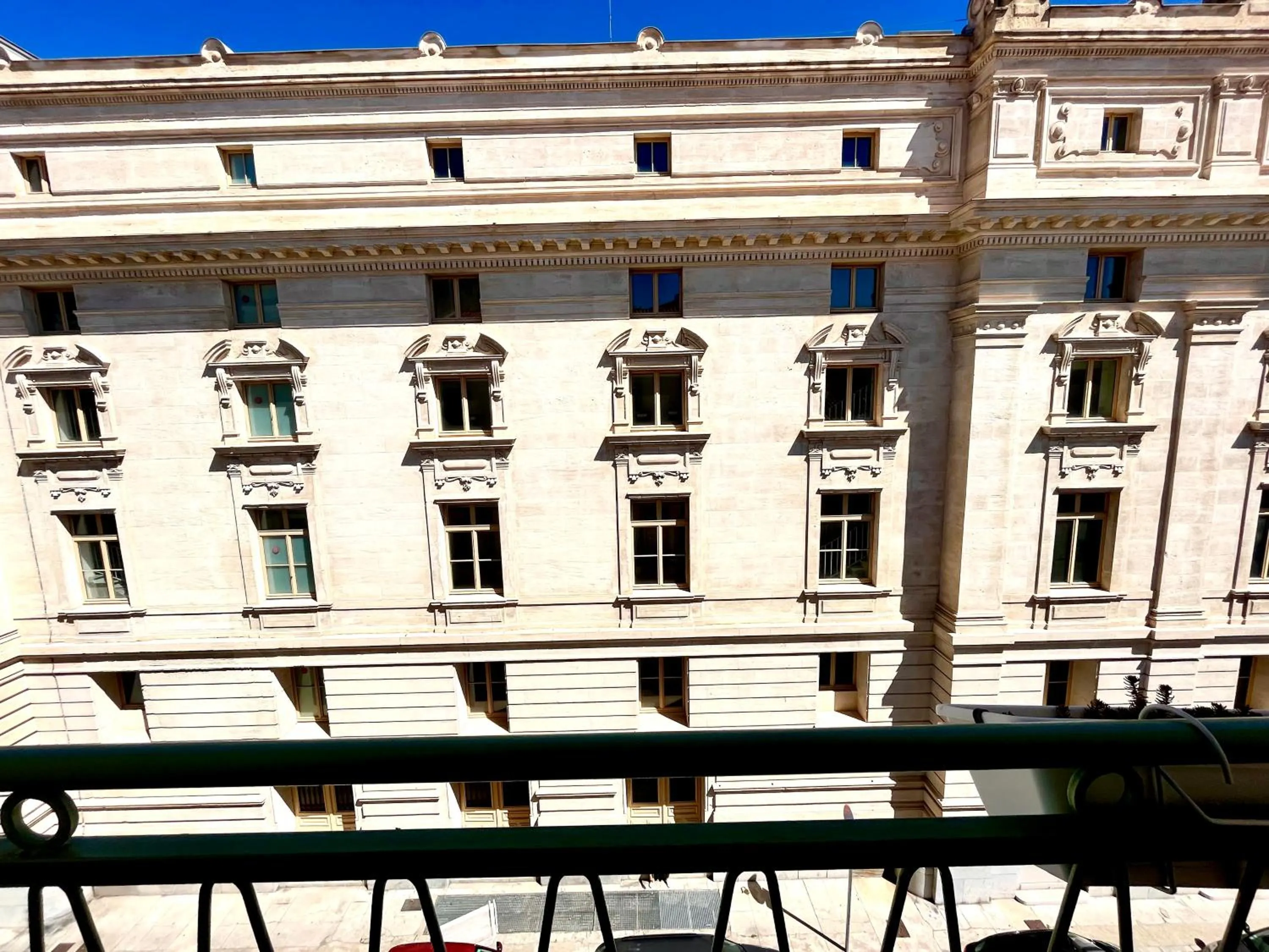 Balcony/Terrace in Le National Sète Centre Gare,Ascenseur