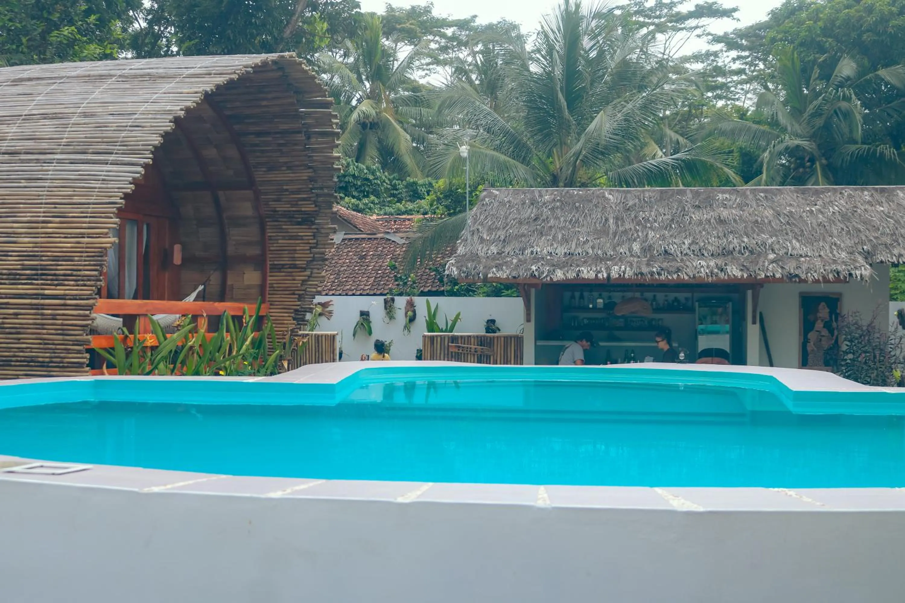 Swimming pool in Lagoona Beach Bungalows - Eco Bungalows Batukaras