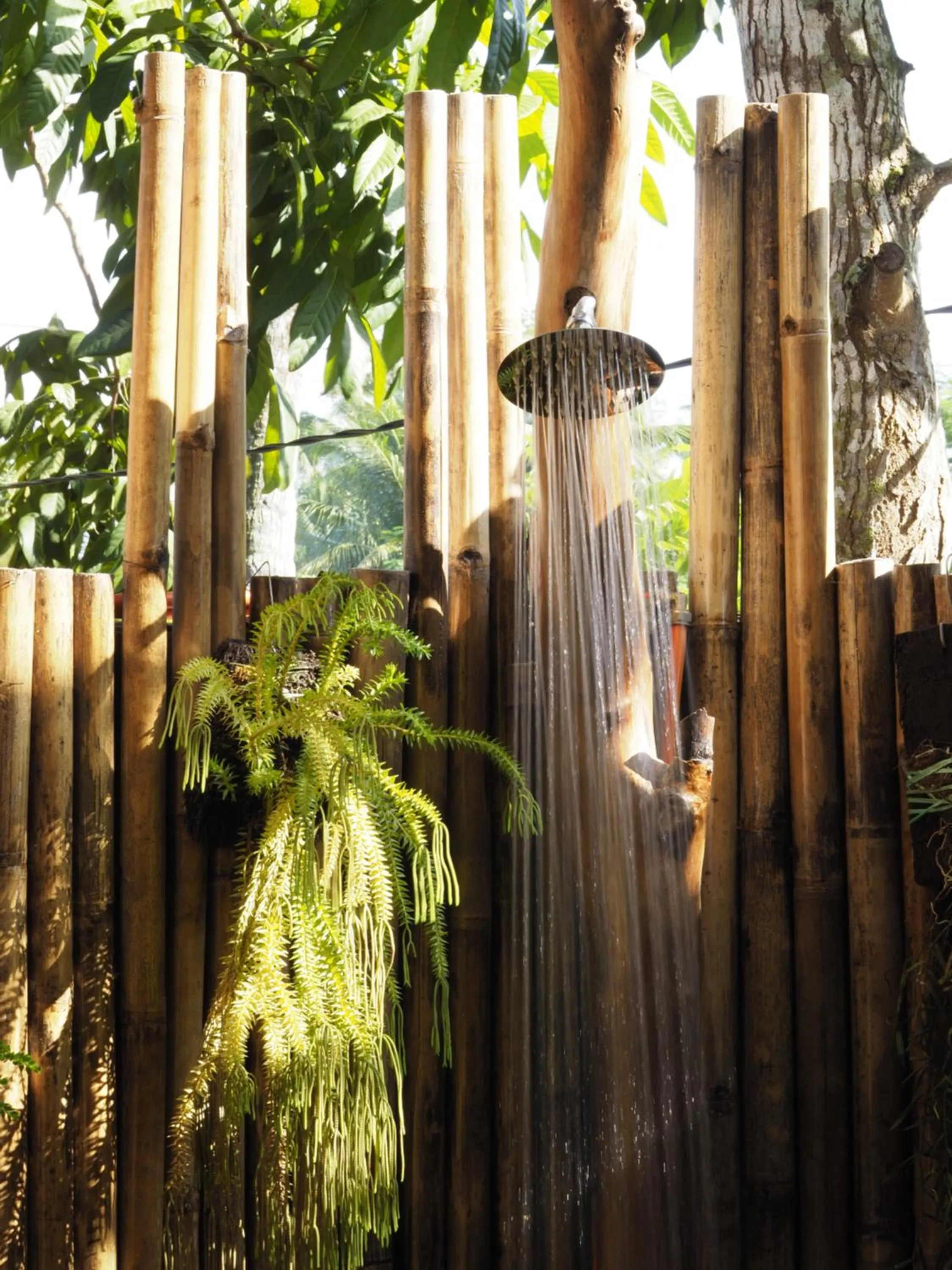 Shower in Lagoona Beach Bungalows - Eco Bungalows Batukaras