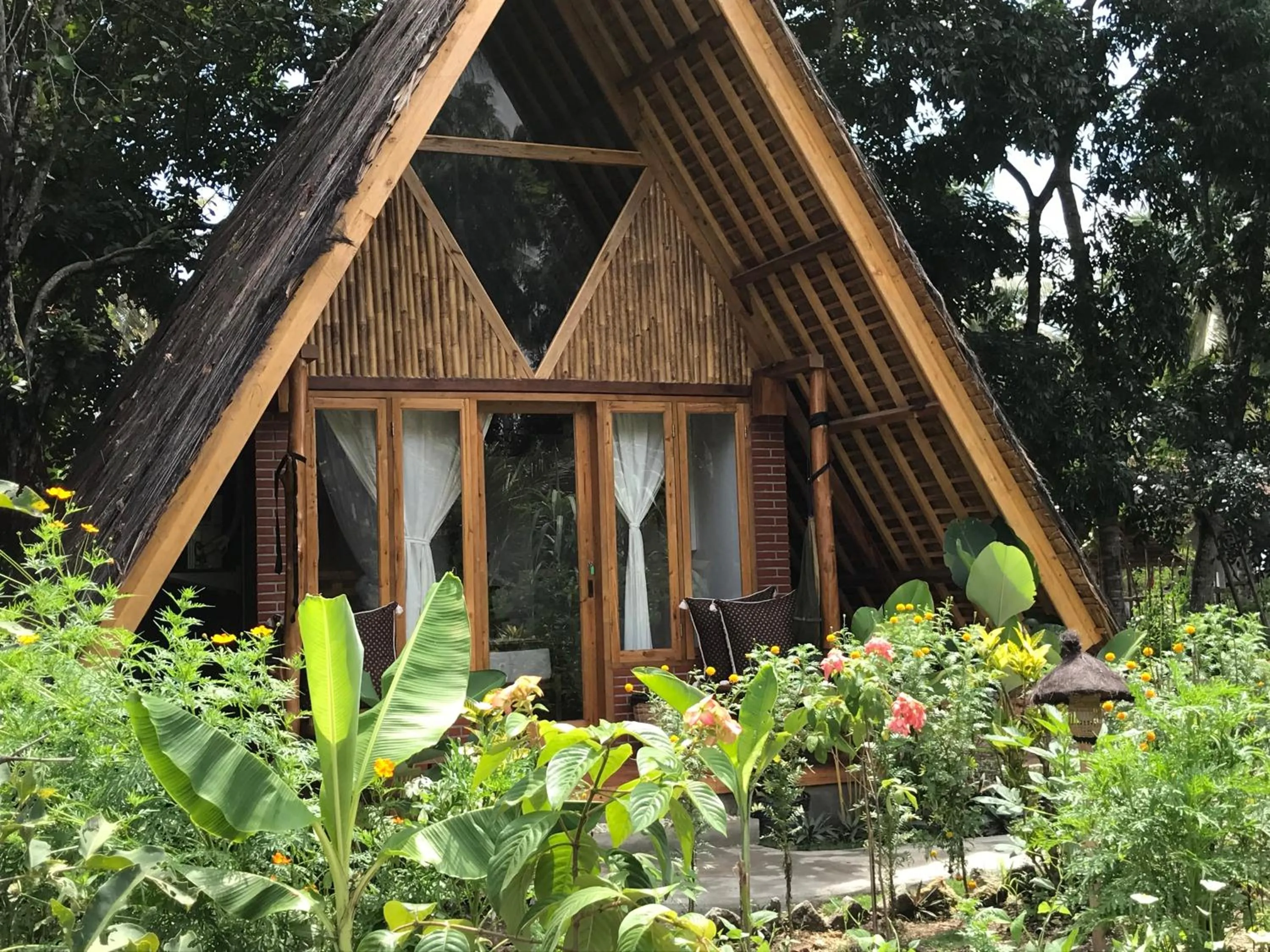 Bird's eye view in Lagoona Beach Bungalows - Eco Bungalows Batukaras