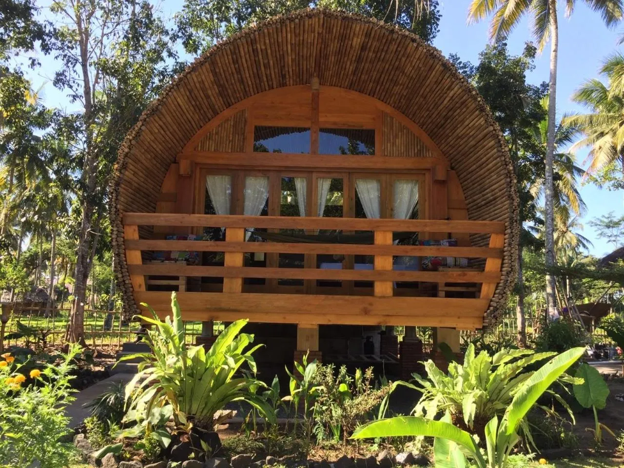 Restaurant/places to eat in Lagoona Beach Bungalows - Eco Bungalows Batukaras