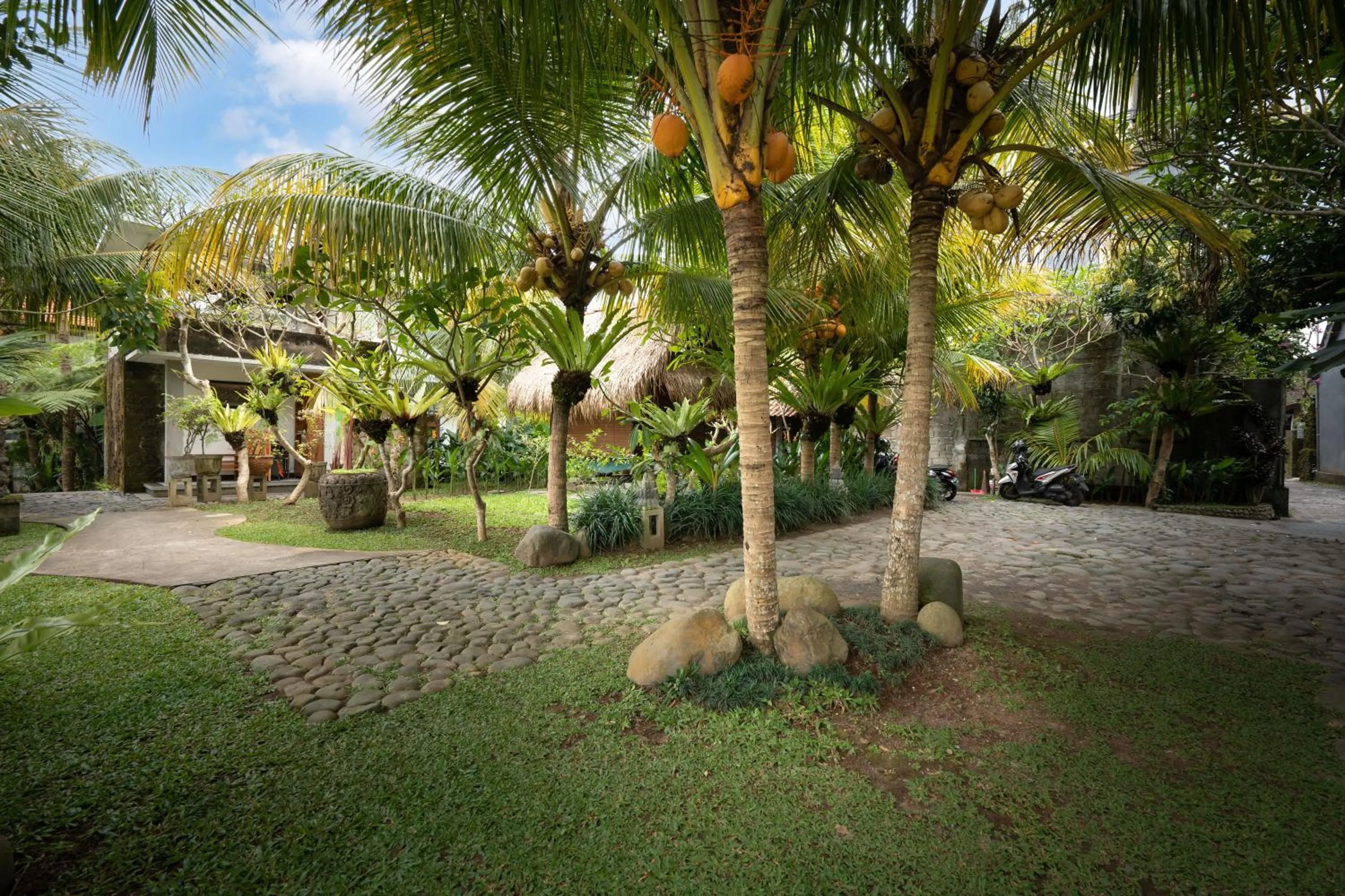 Parking in Prabhu Ubud Villa