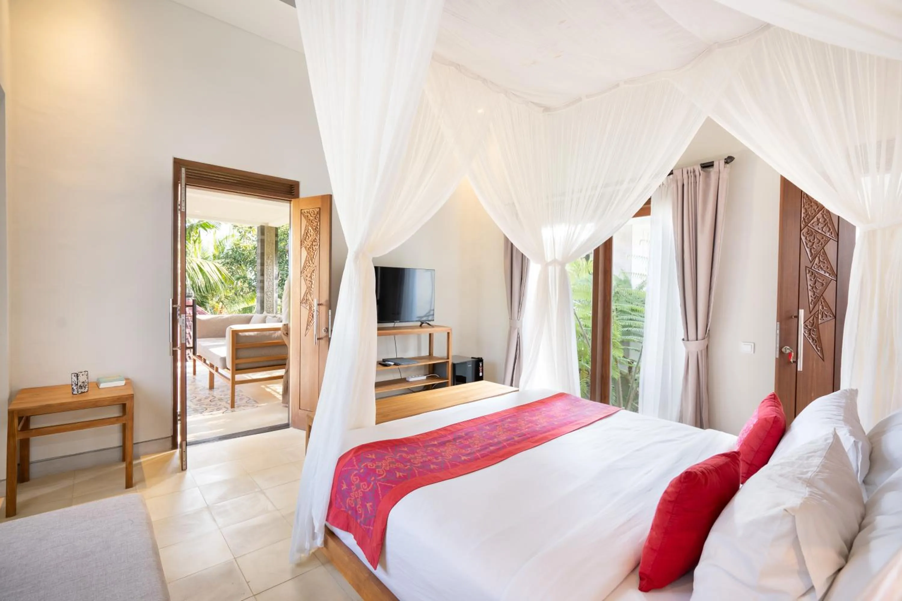 Bed in Prabhu Ubud Villa