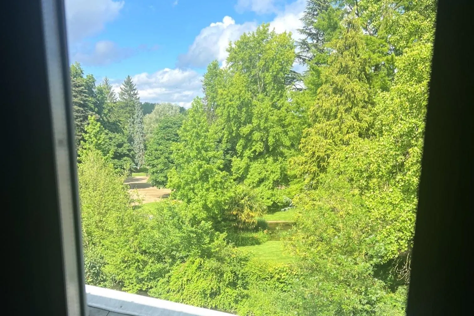 Garden view in The Originals Boutique, Hôtel Le George , Loches