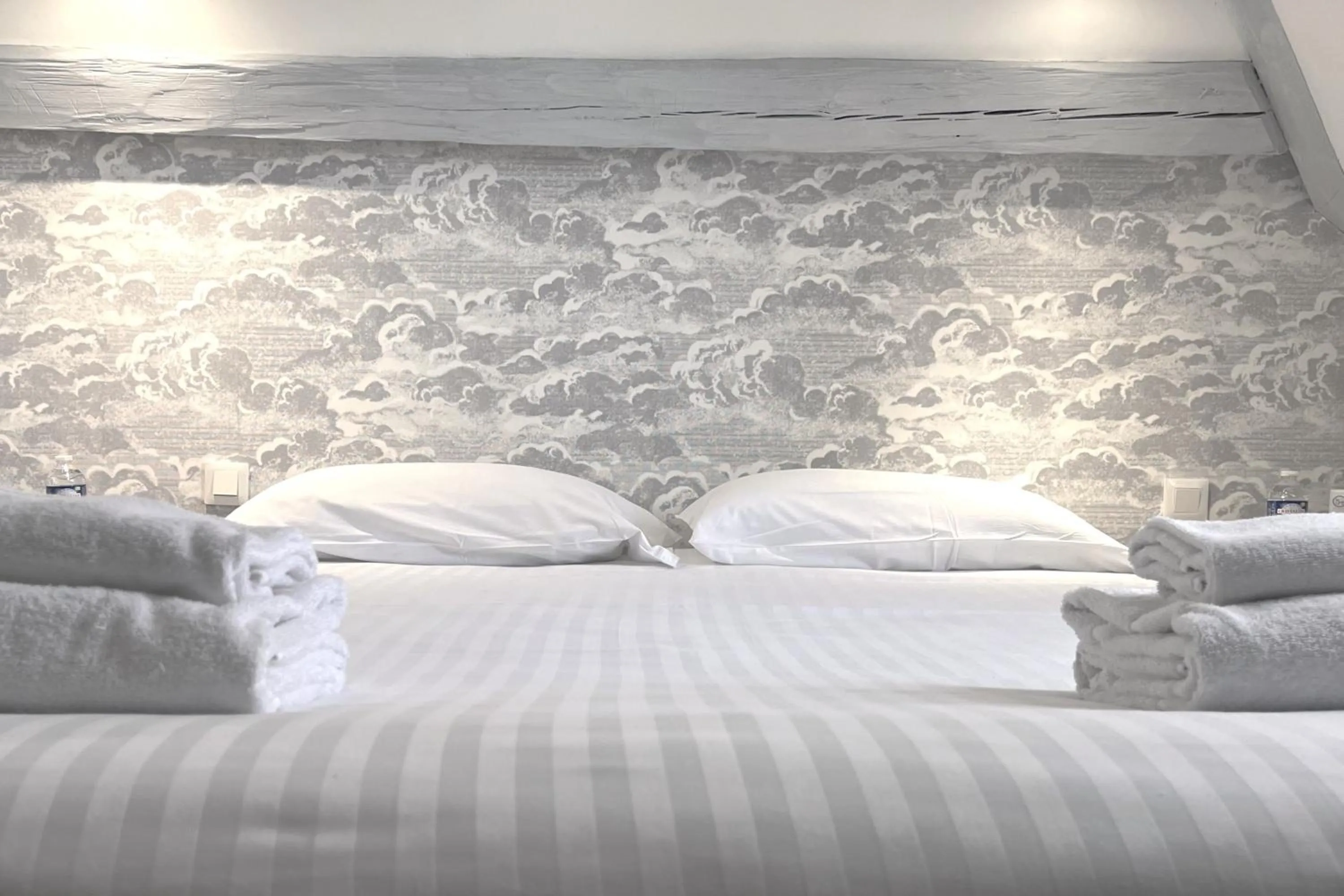 Bedroom, Bed in The Originals Boutique, Hôtel Le George , Loches