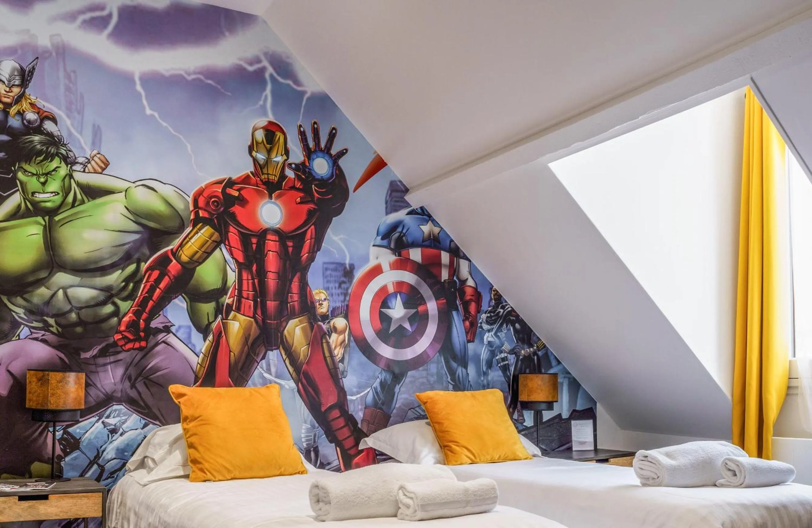 Bedroom, Bed in The Originals Boutique, Hôtel Le George , Loches