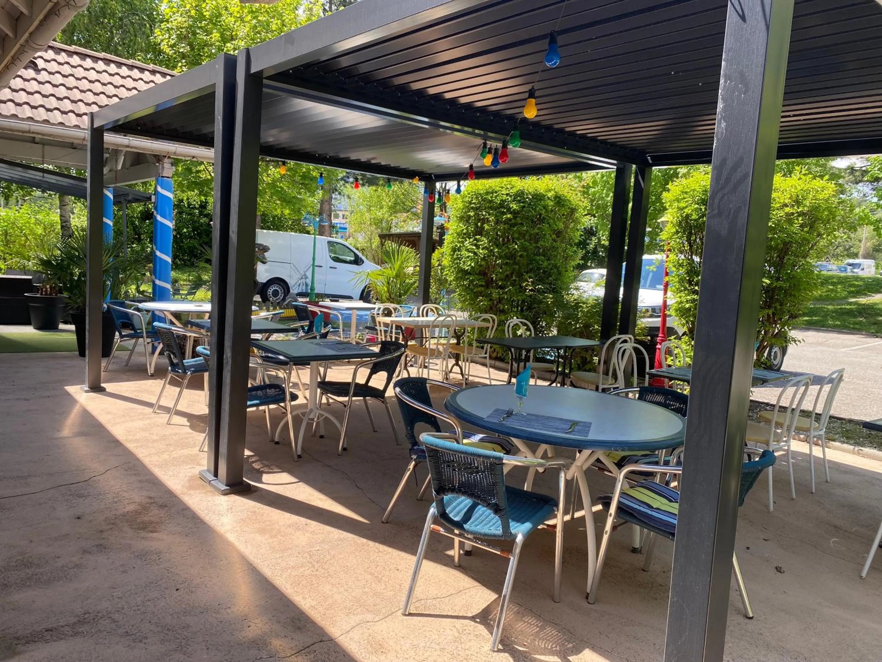 Patio in NESTOR HOTEL GAP et Restaurant