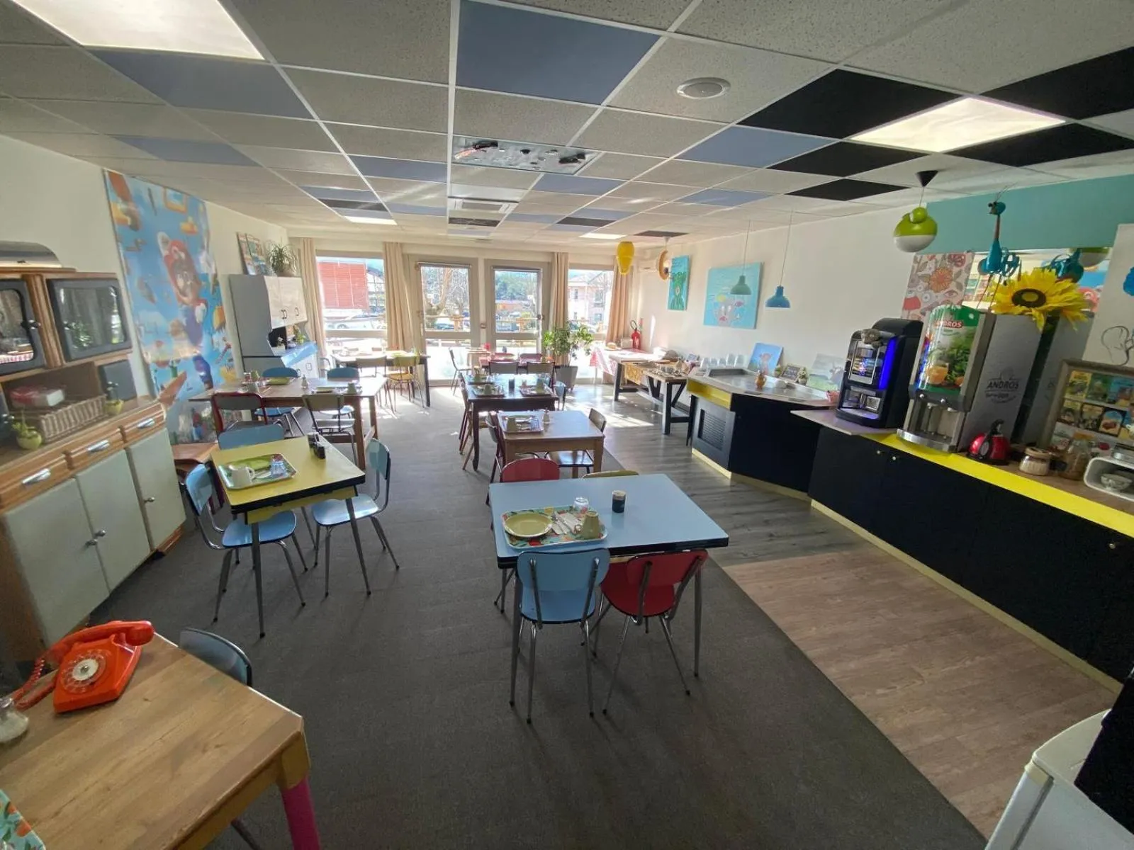 Restaurant/places to eat in NESTOR HOTEL GAP et Restaurant