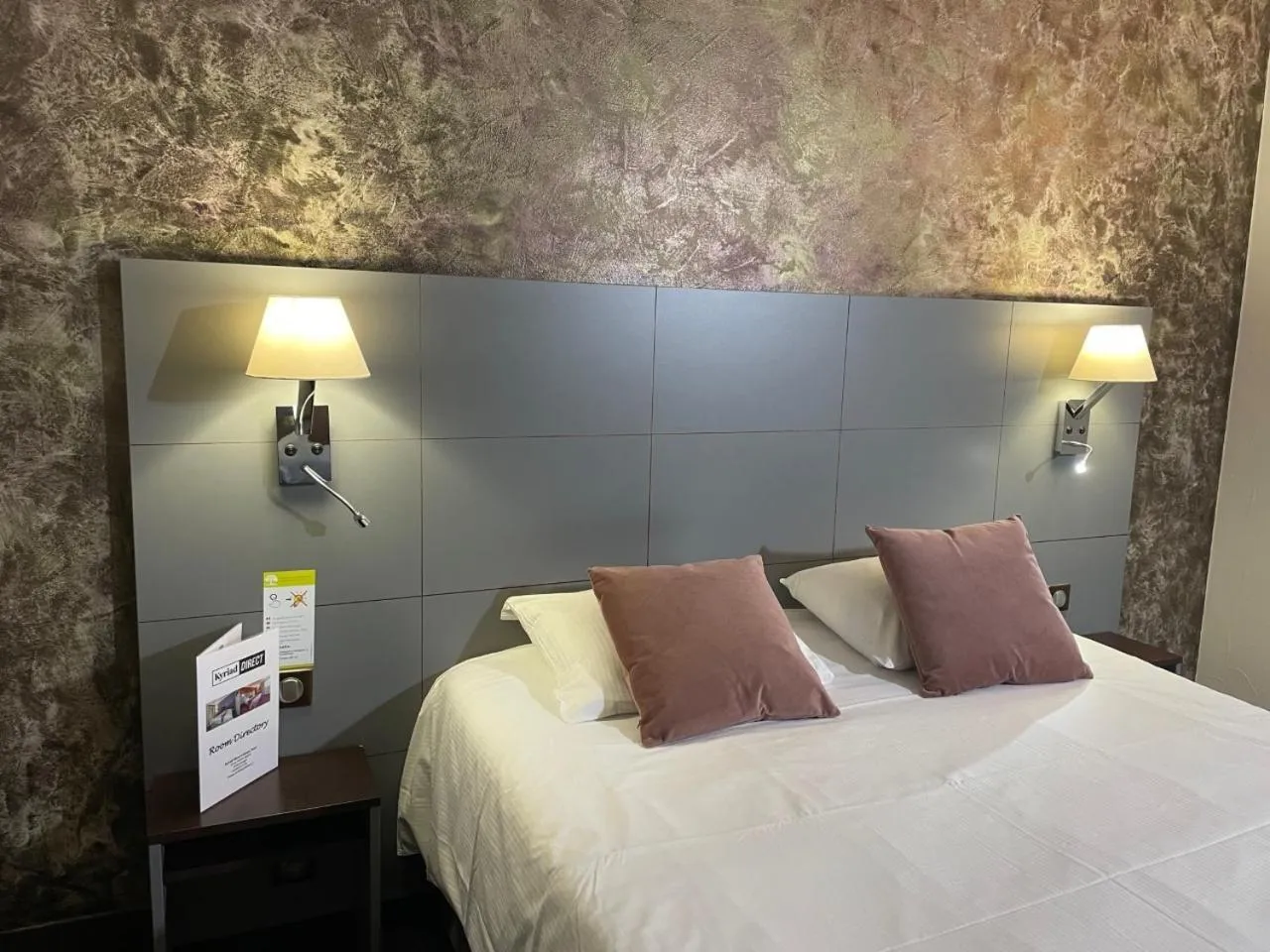 Bedroom, Bed in Kyriad Direct Limoges Nord