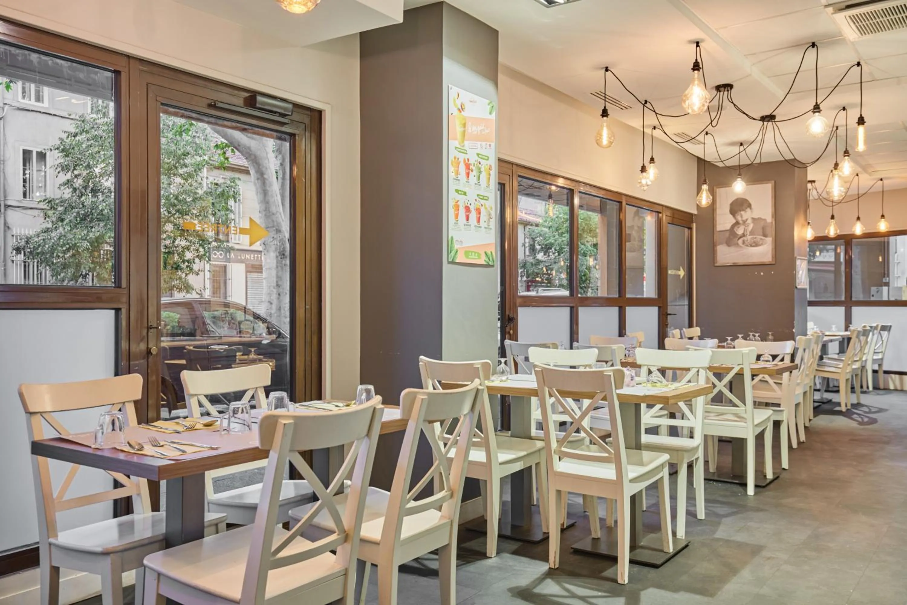 Breakfast in Appart Hotel Odalys City Aix en Provence L'Atrium