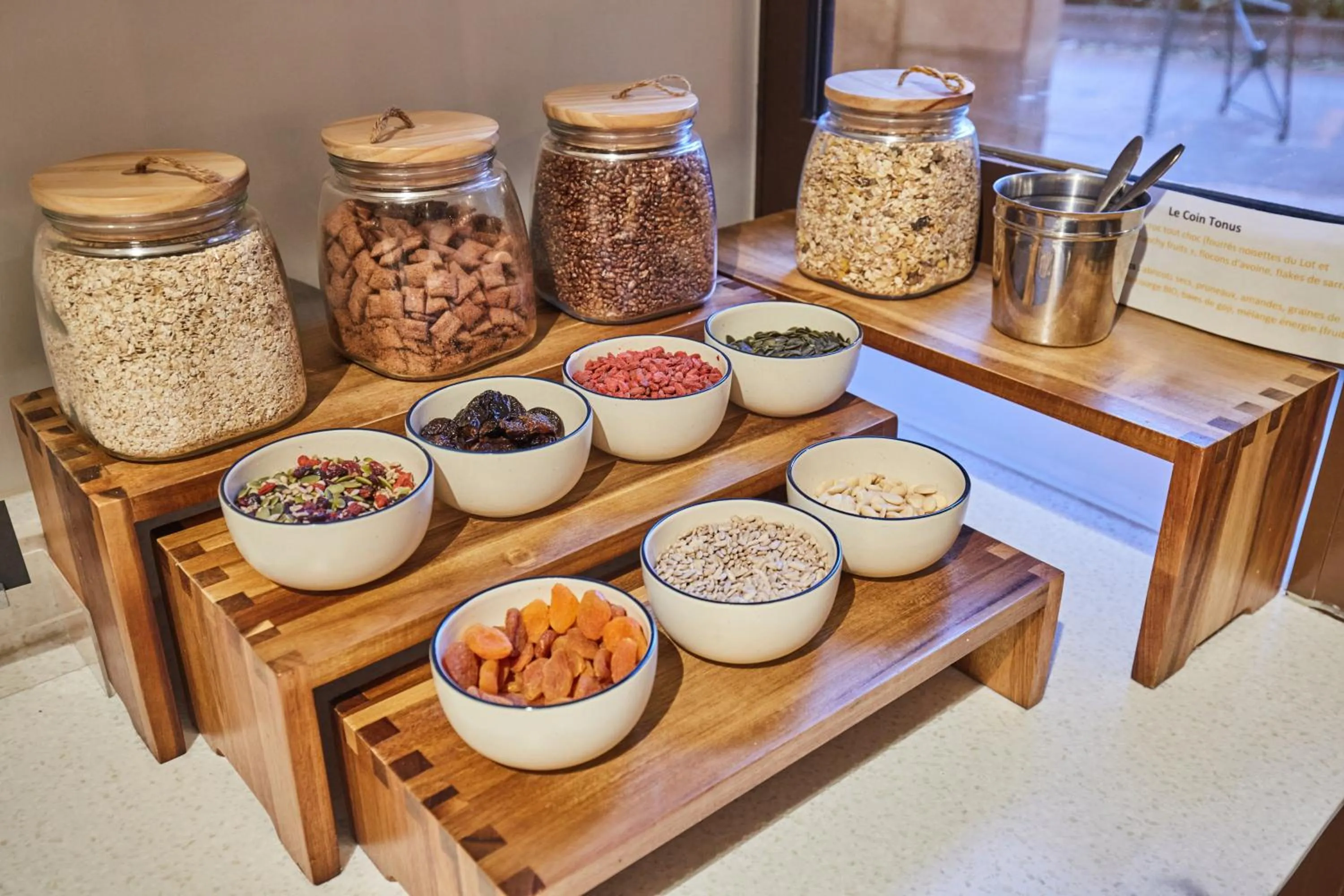 Breakfast in Appart Hotel Odalys City Aix en Provence L'Atrium