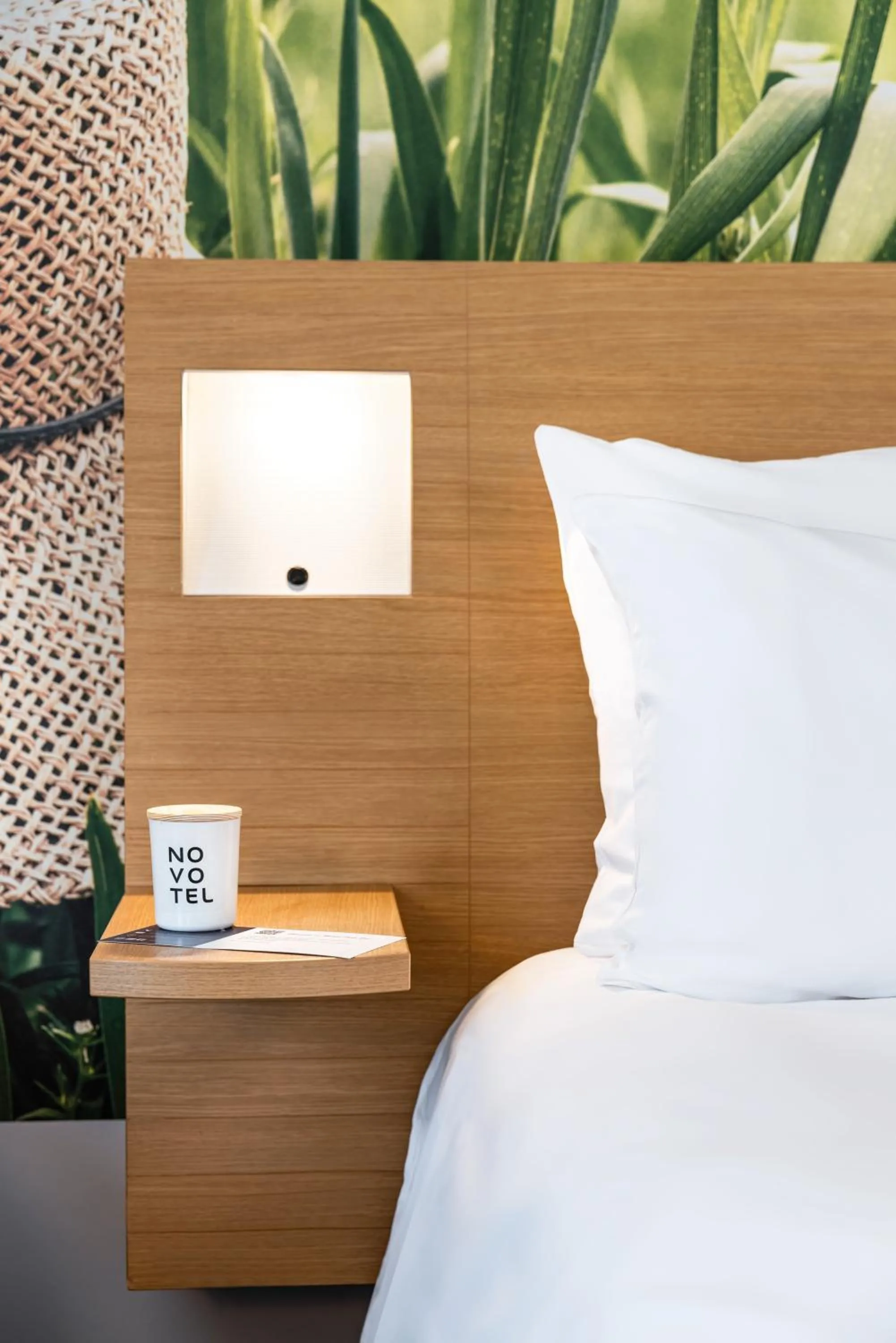 Bedroom, Bed in Novotel Paris Est