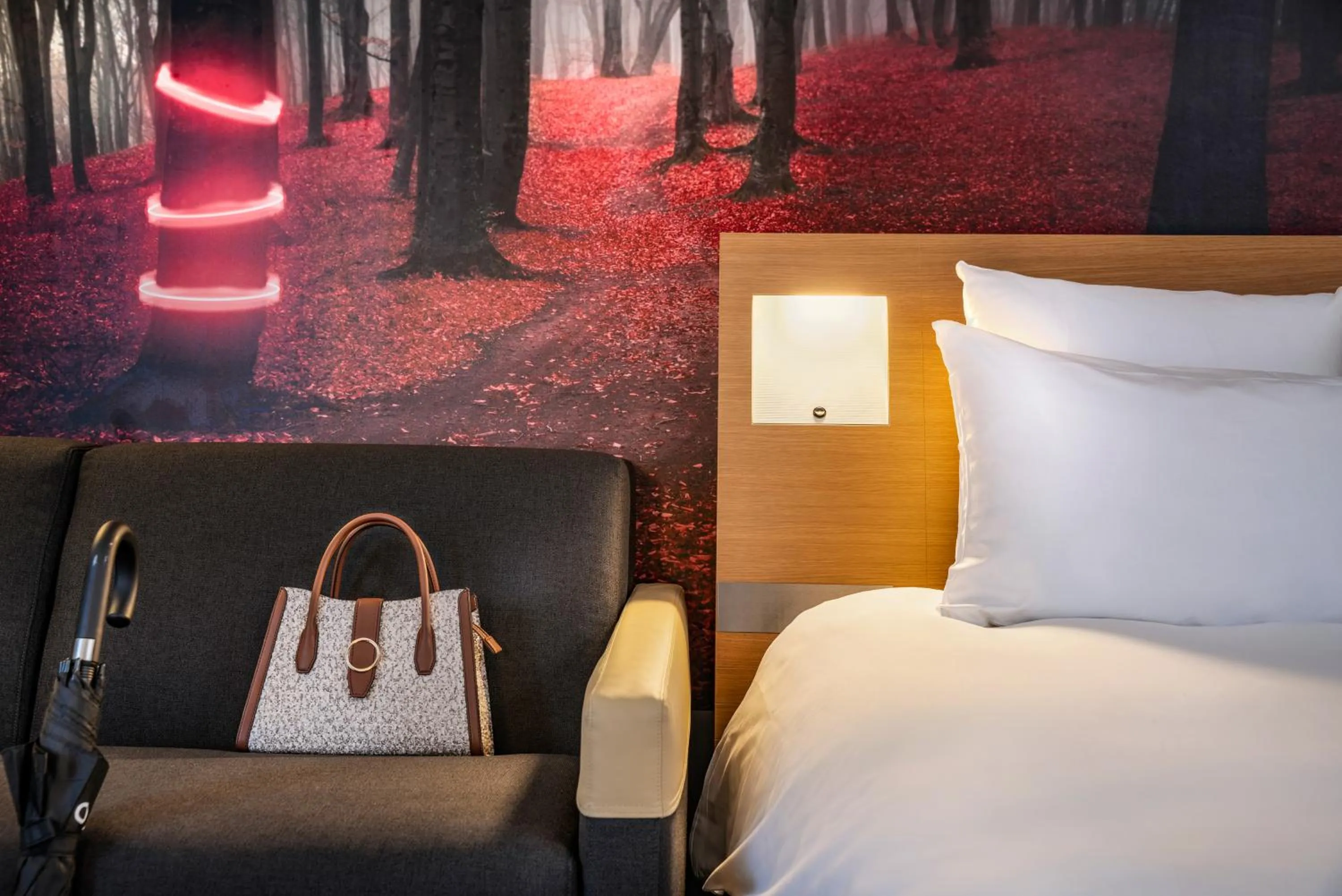 Bedroom, Bed in Novotel Paris Est