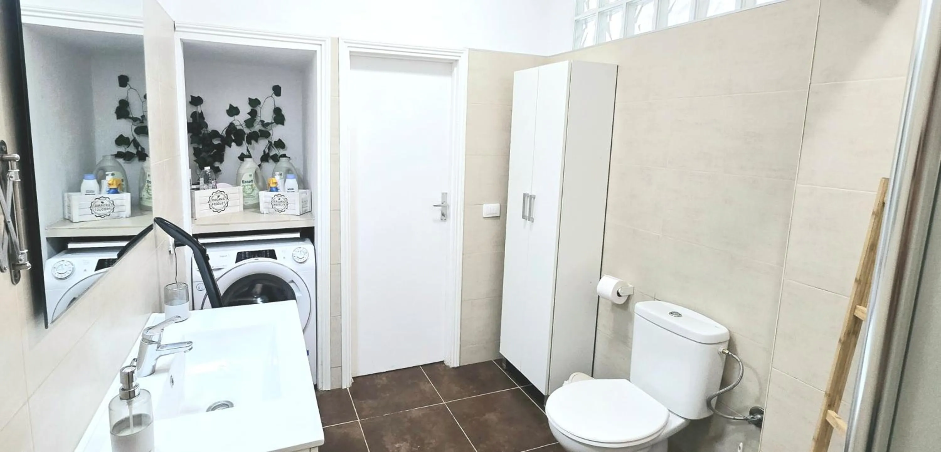 Toilet in Seaview Apartment, Playa Chica, Las Gaviotas, Apartamento 311