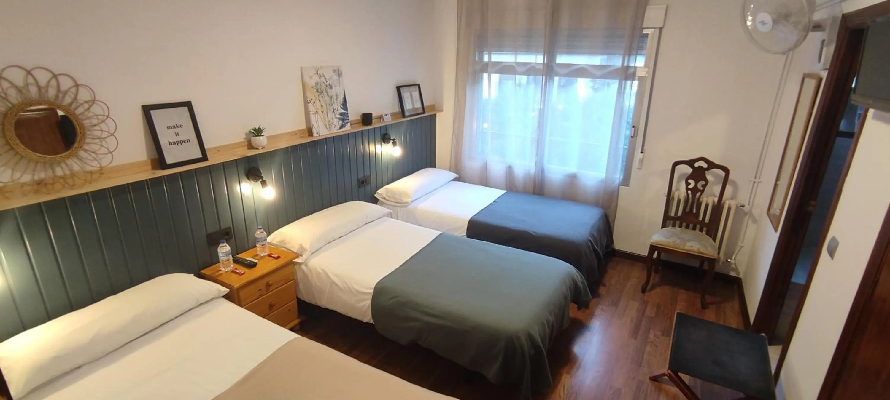 Bed in Hostal Cruce