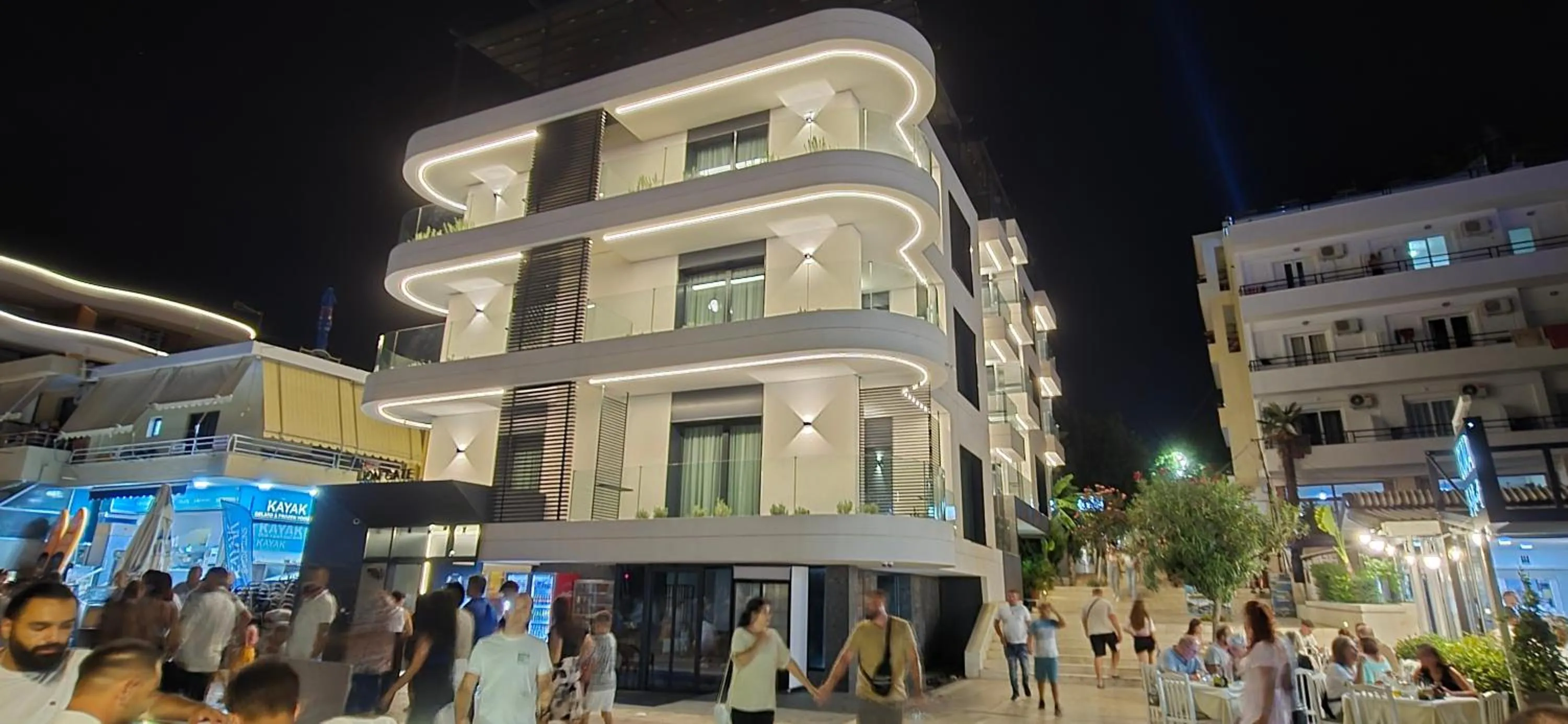 Property building in Lion Gate Hotel
