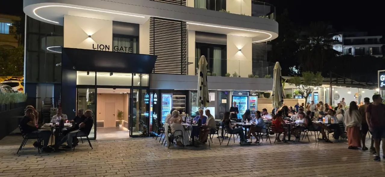 Property building in Lion Gate Hotel