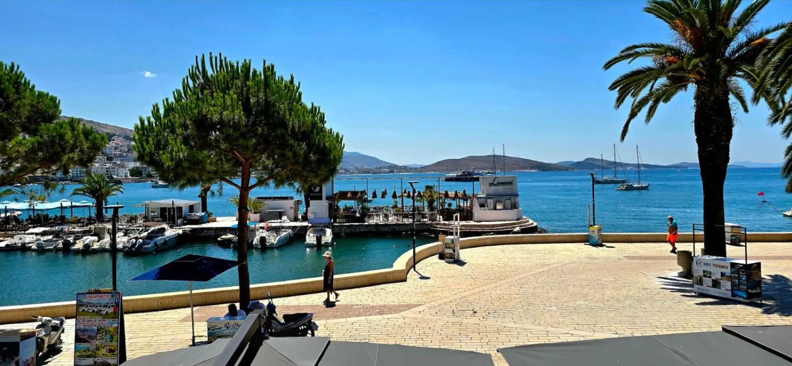 Sea view in Lion Gate Hotel