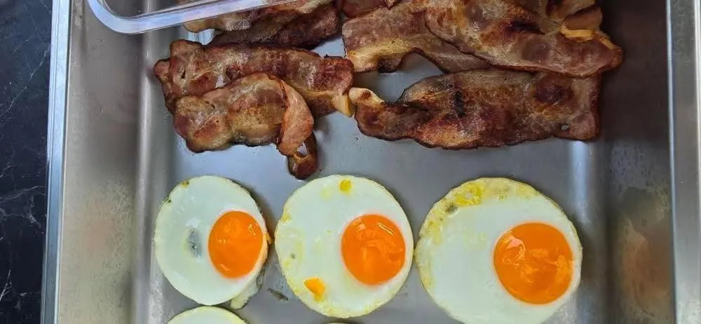 Breakfast in Lion Gate Hotel