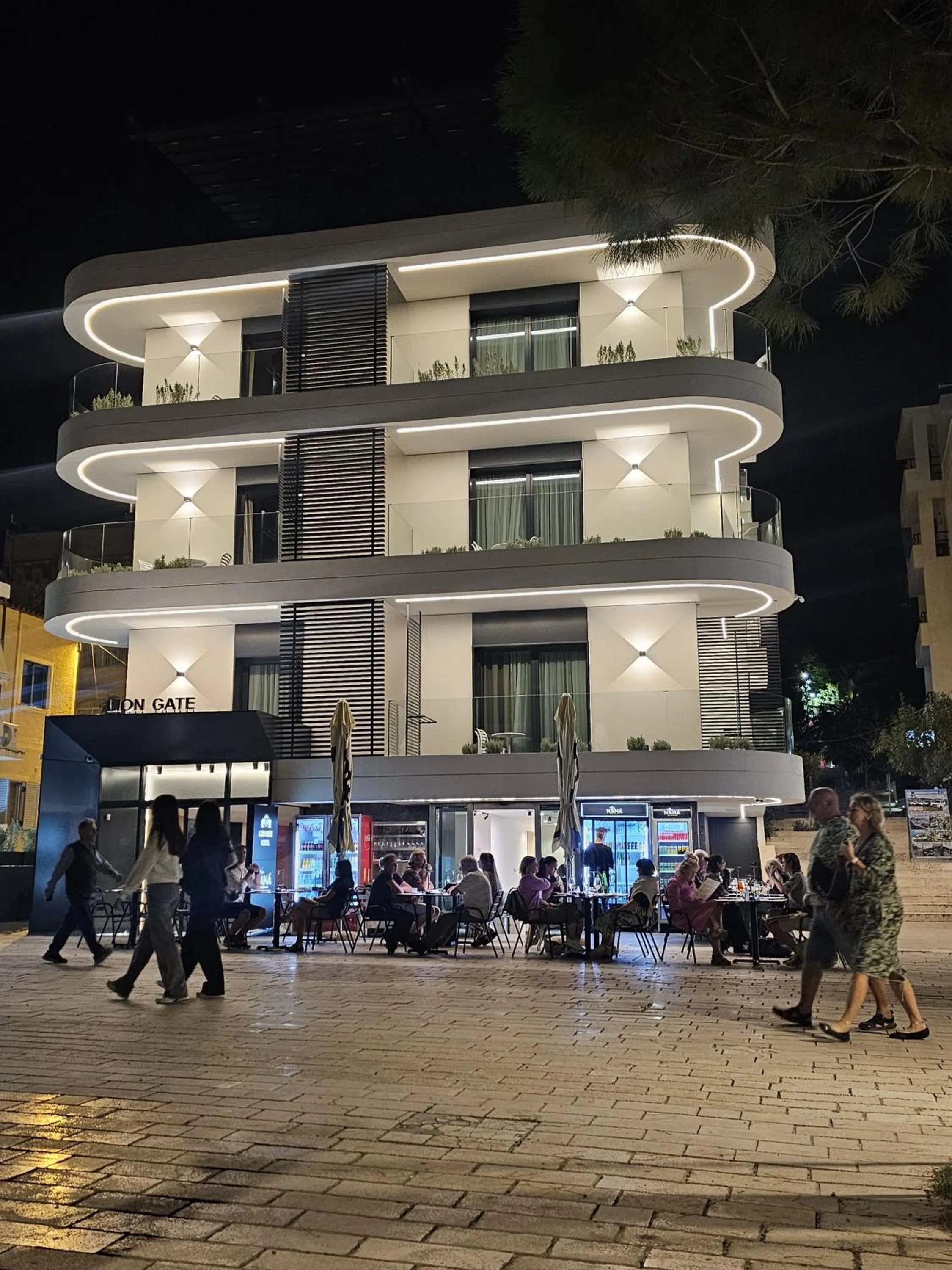 Property building in Lion Gate Hotel