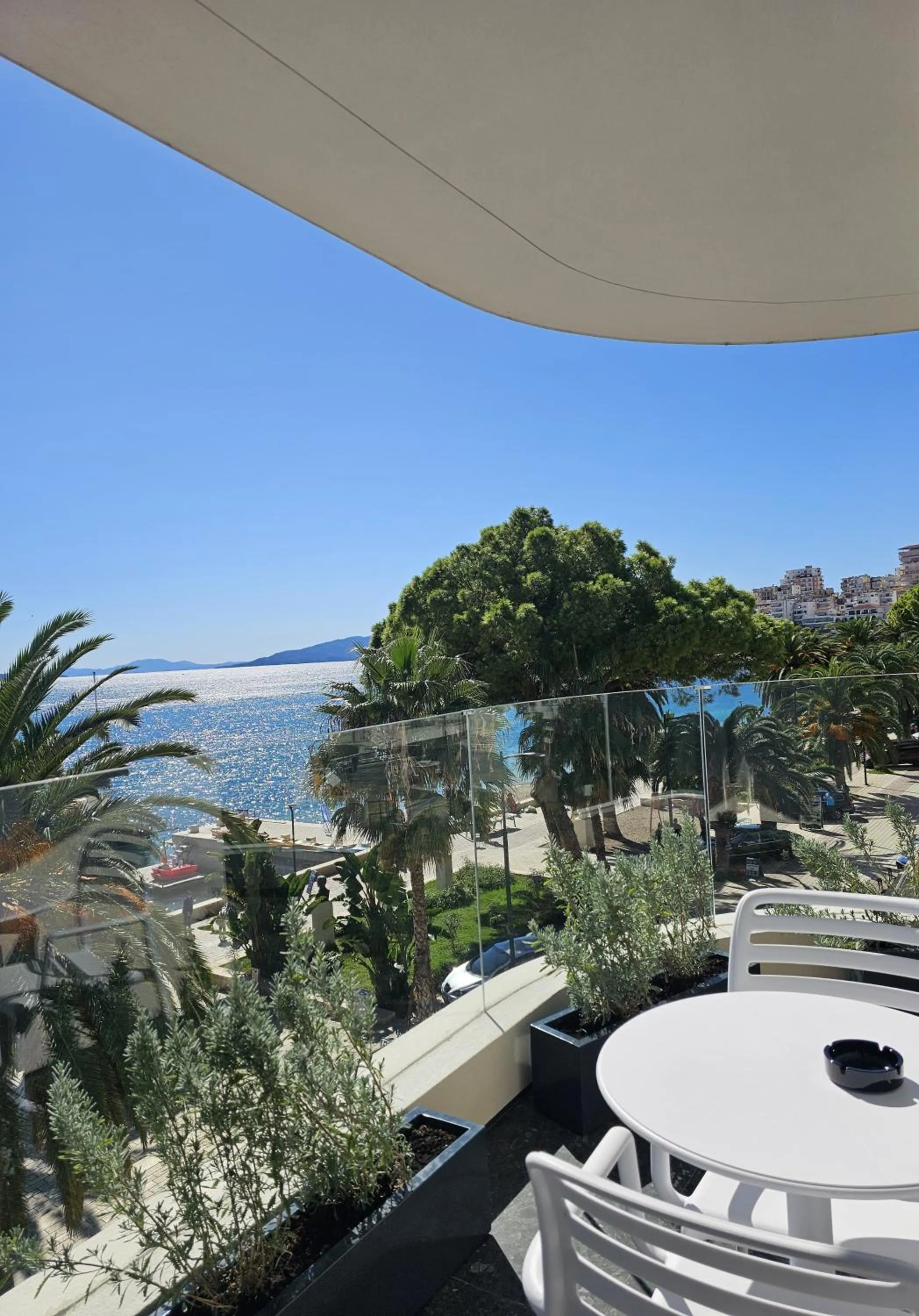Sea view in Lion Gate Hotel