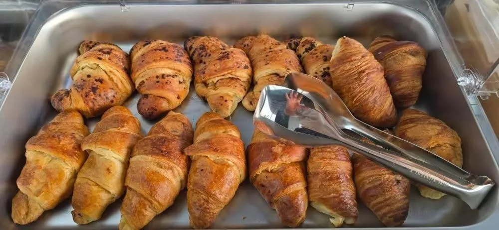 Breakfast in Lion Gate Hotel