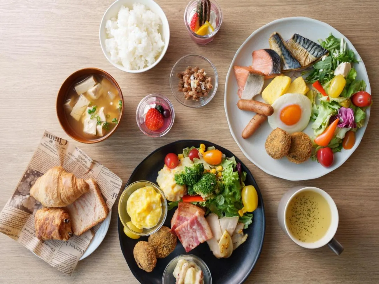 Buffet breakfast in Hotel Vista Osaka Namba