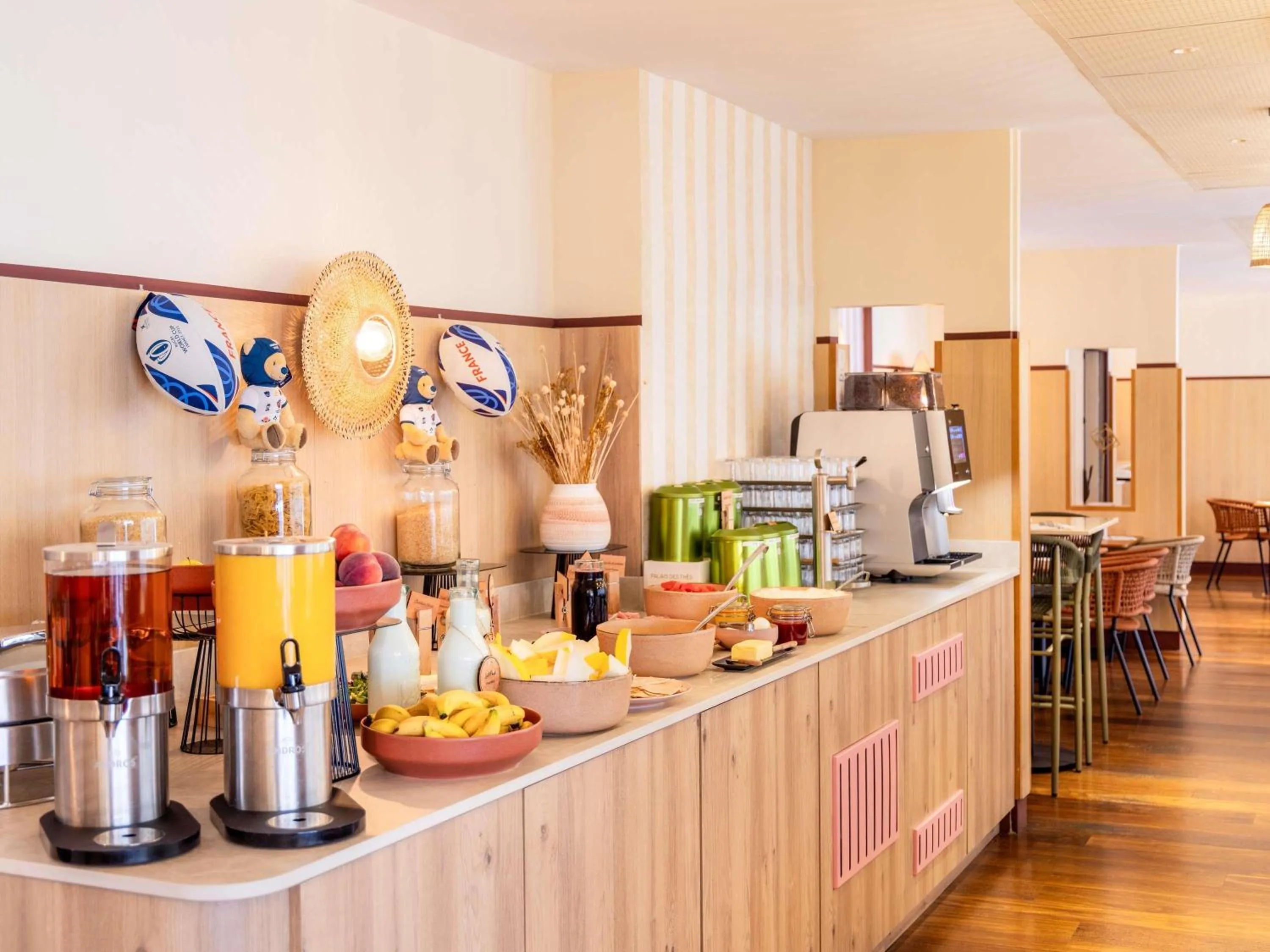 Breakfast in Mercure Nice Centre Notre Dame