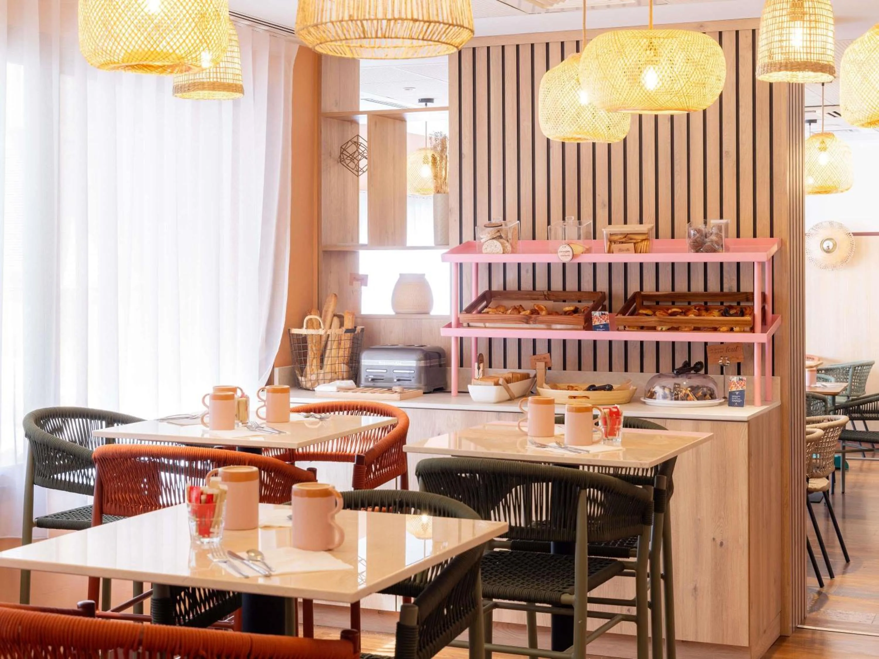 Breakfast in Mercure Nice Centre Notre Dame