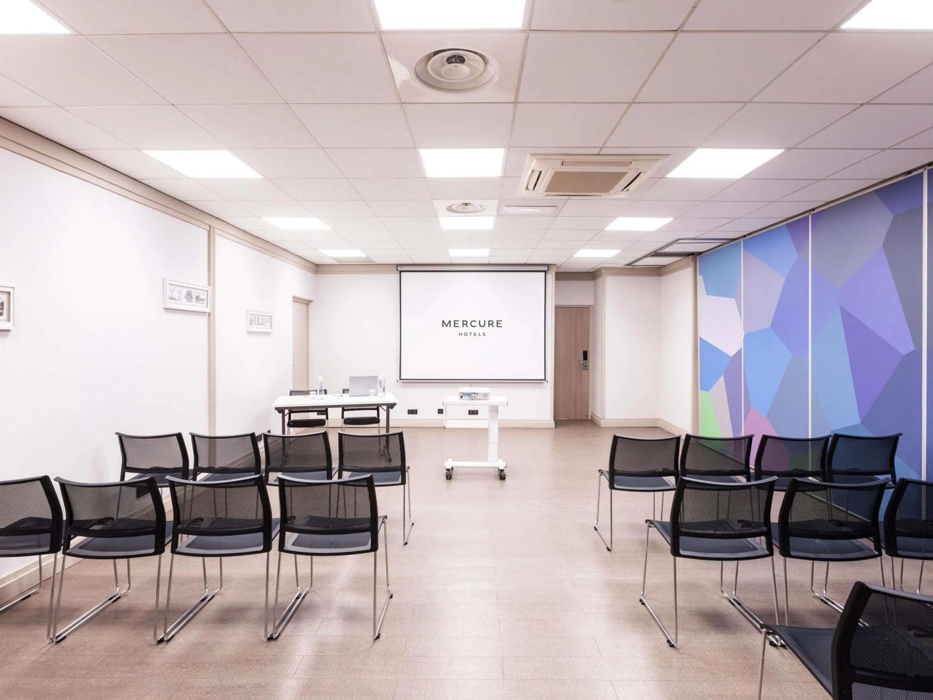 Meeting/conference room in Mercure Nice Centre Notre Dame