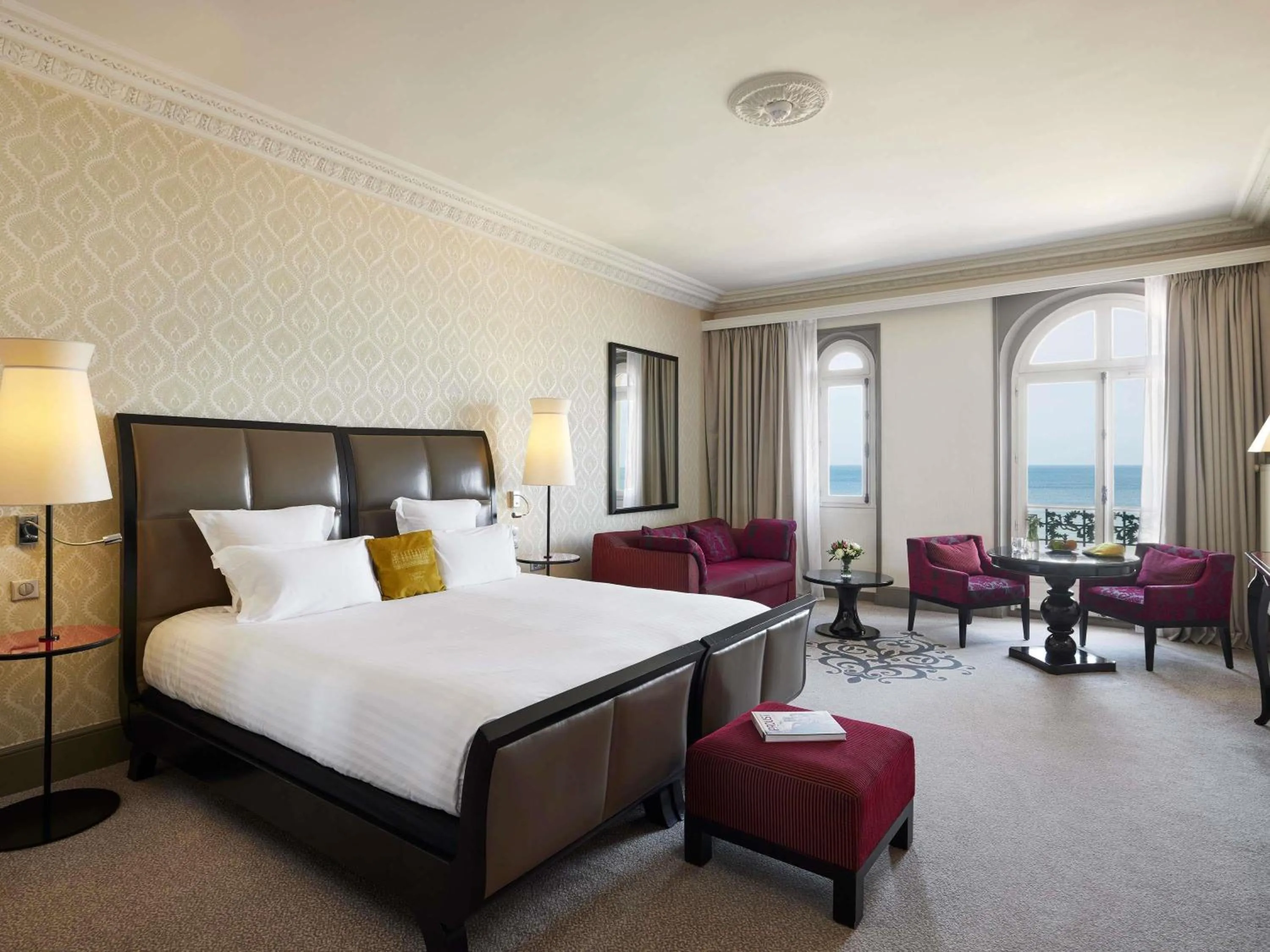 Bedroom, Bed in Le Grand Hotel de Cabourg - MGallery Collection