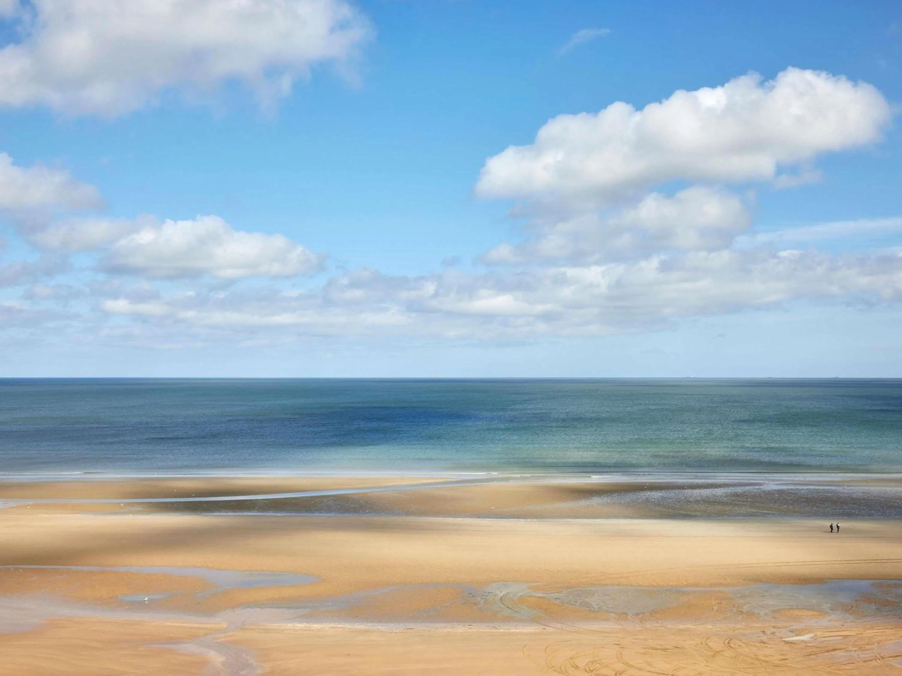 Bedroom in Le Grand Hotel de Cabourg - MGallery Collection