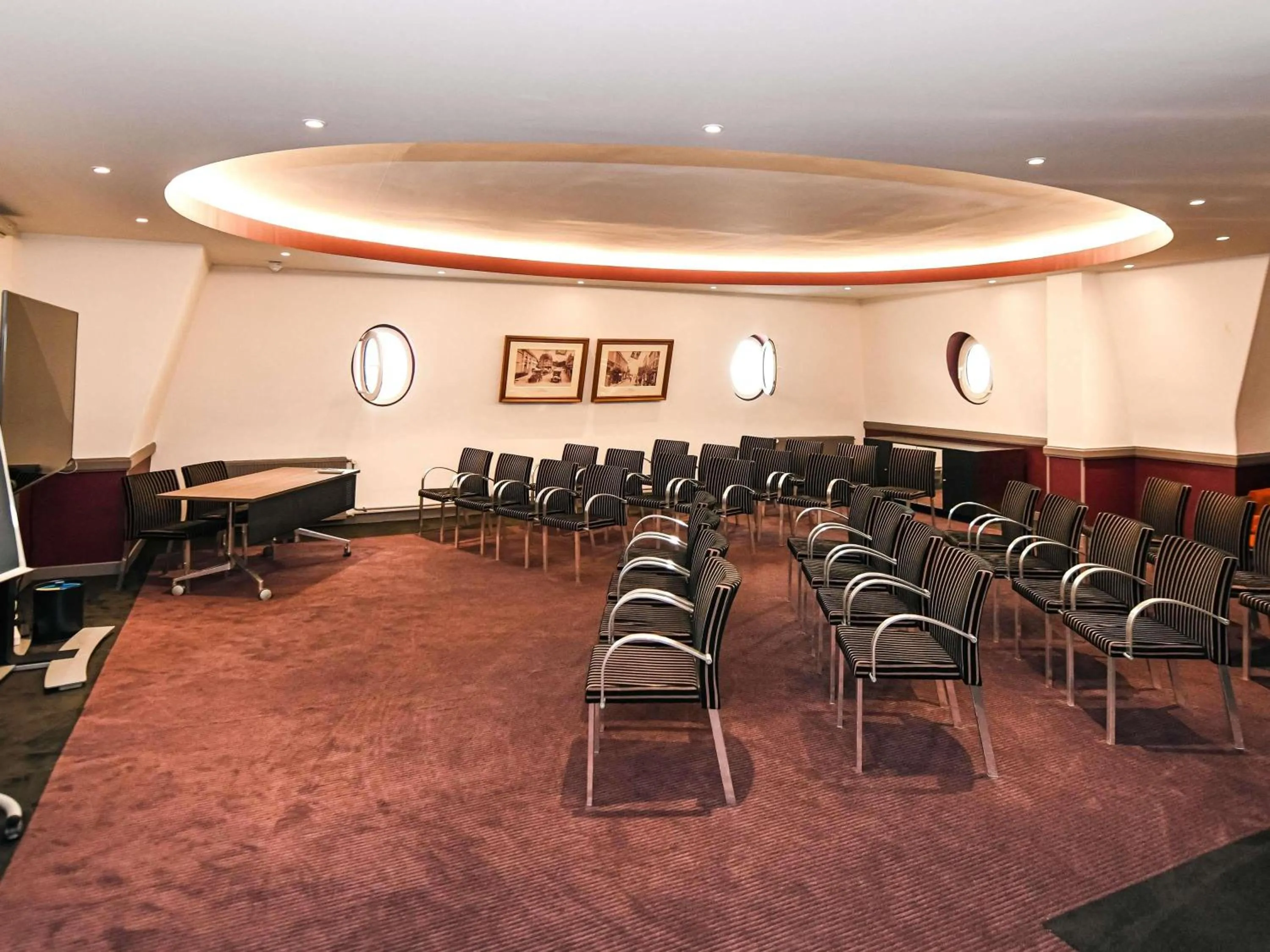 Meeting/conference room in Le Grand Hotel de Cabourg - MGallery Collection