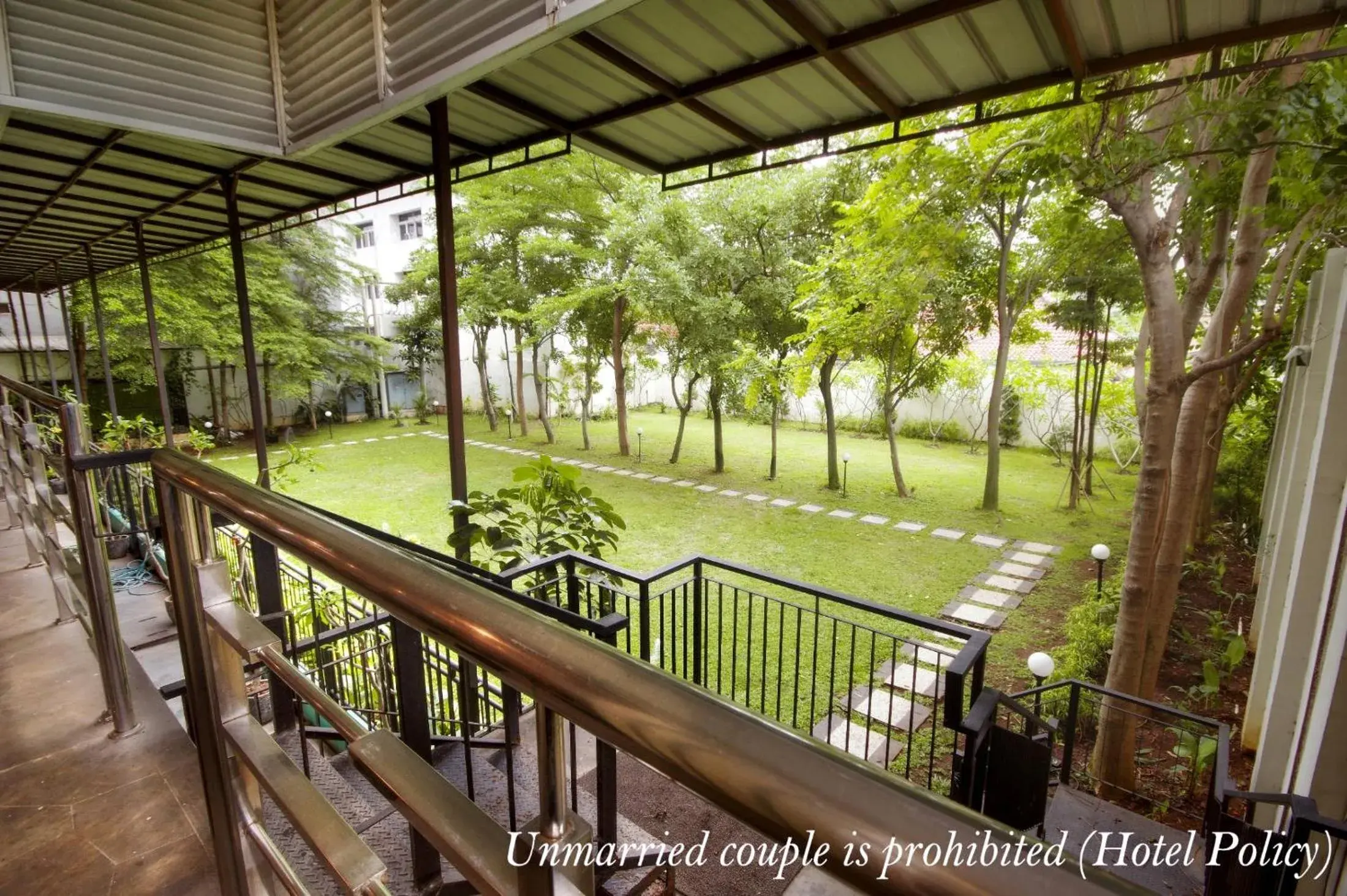 Garden view in Hotel Gren Alia Jakarta Garden view in Hotel Gren Alia Jakarta