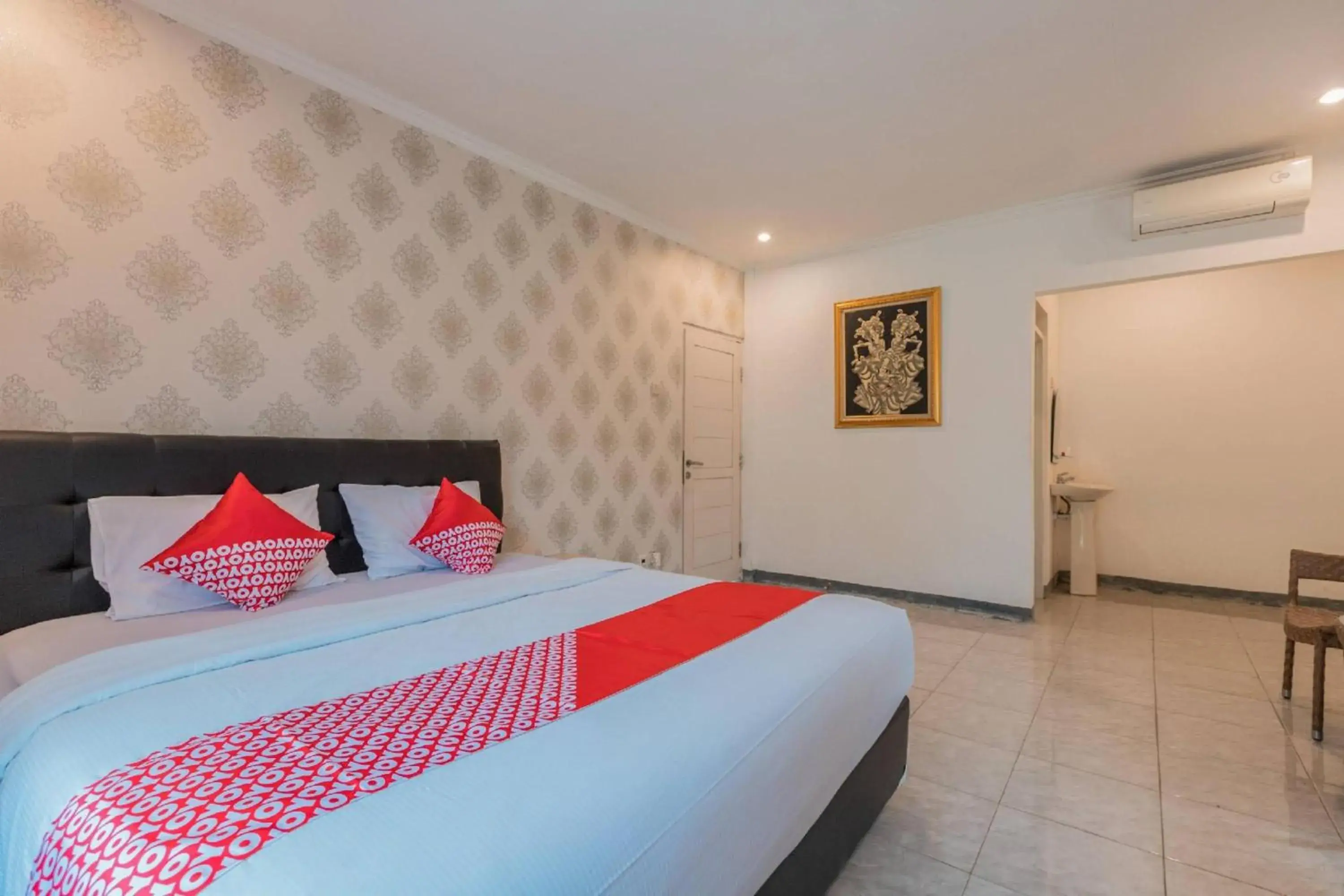 Deluxe Suite in Hotel O Bogor Puncak Near Padang Golf Bukit Pelangi Formerly Gunung Geulis Village Deluxe Suite in Hotel O Bogor Puncak Near Padang Golf Bukit Pelangi Formerly Gunung Geulis Village