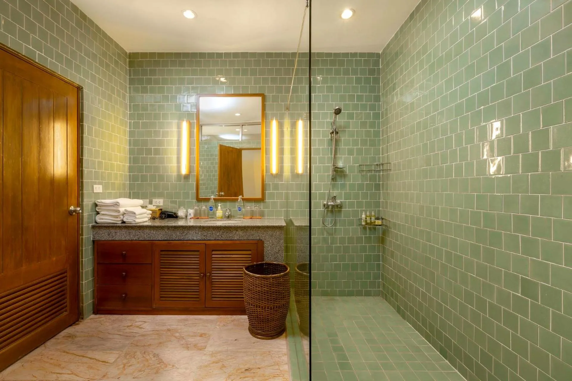 Shower in Villa Praison