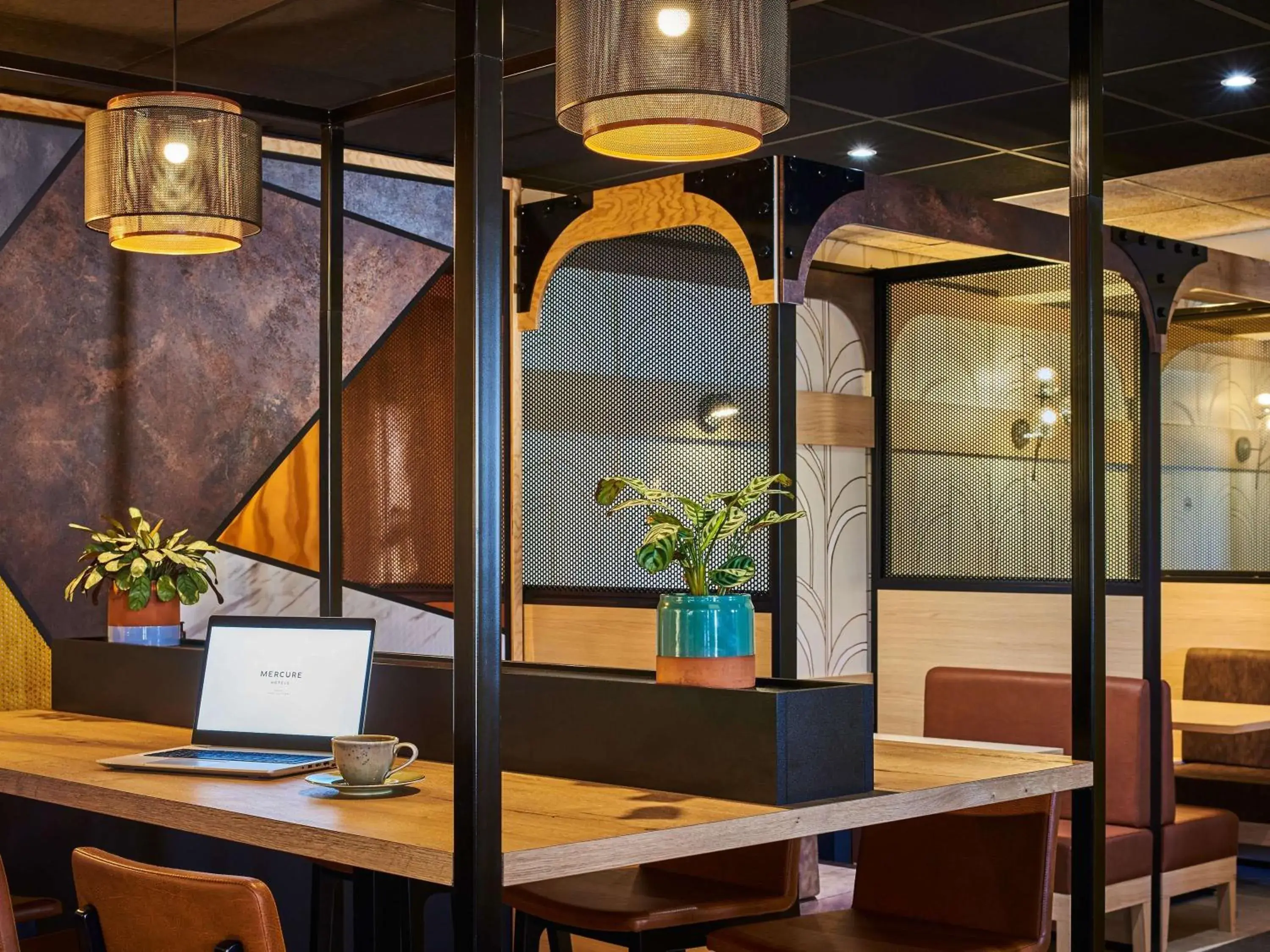 Lounge or bar in Mercure Paris Gare De Lyon TGV Lounge or bar in Mercure Paris Gare De Lyon TGV