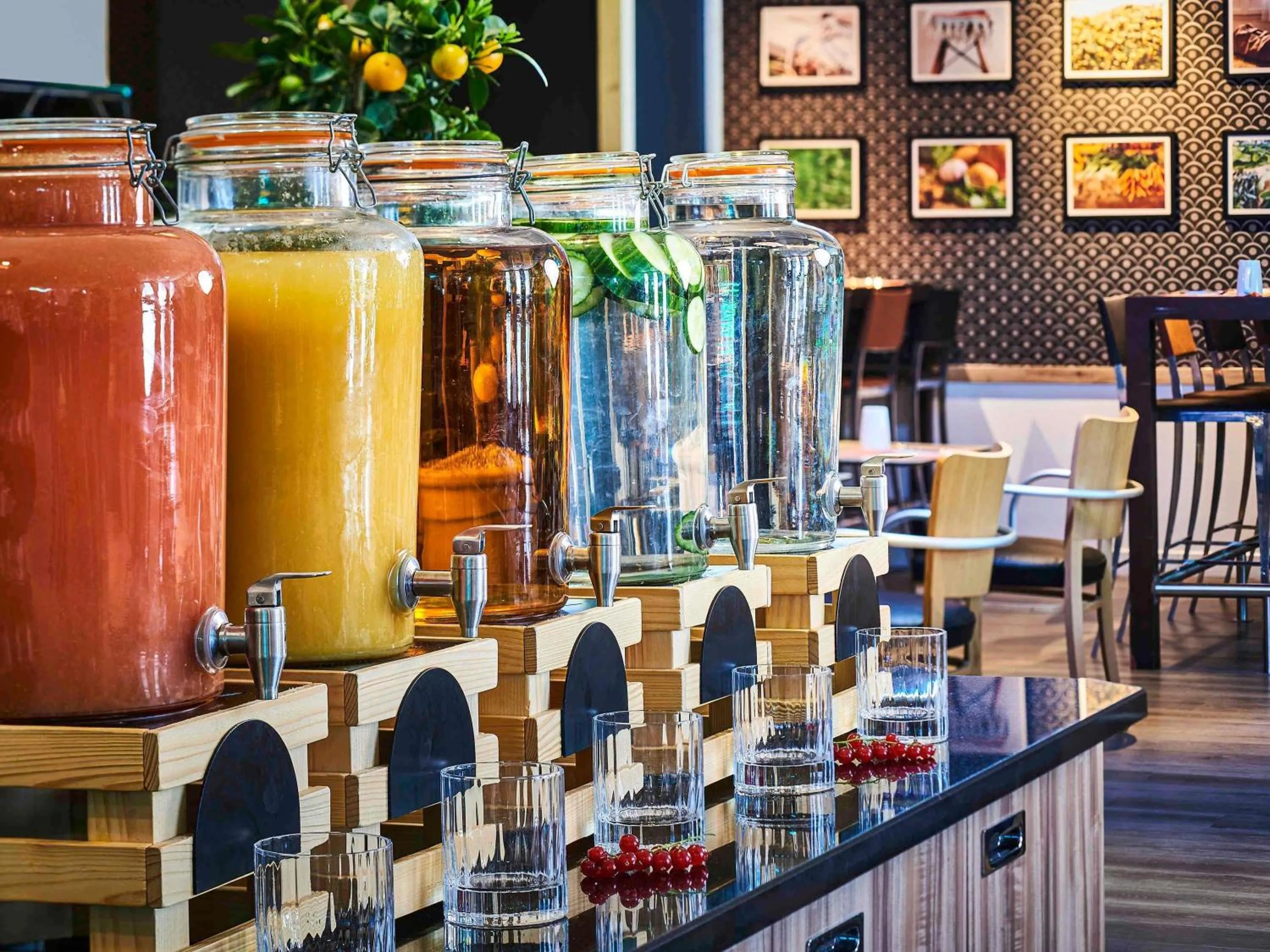 Breakfast in Mercure Paris Gare De Lyon TGV