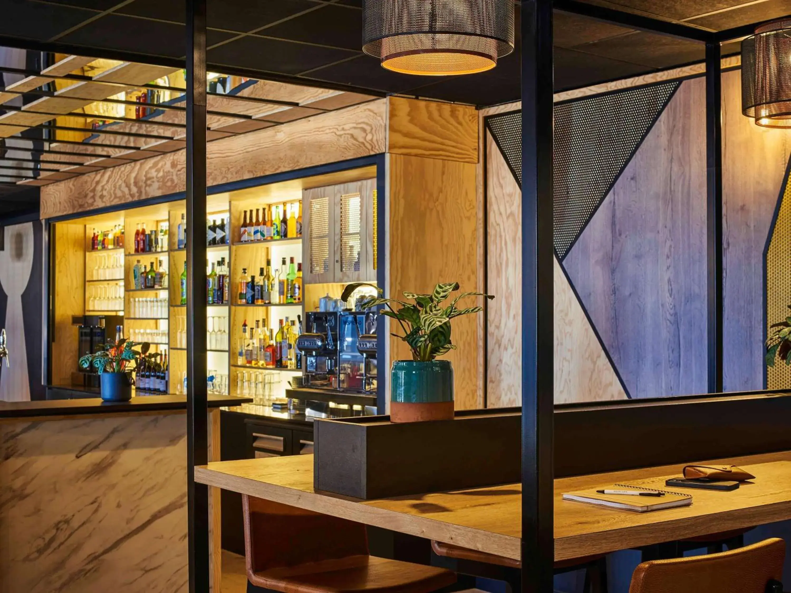 Lounge or bar in Mercure Paris Gare De Lyon TGV Lounge or bar in Mercure Paris Gare De Lyon TGV