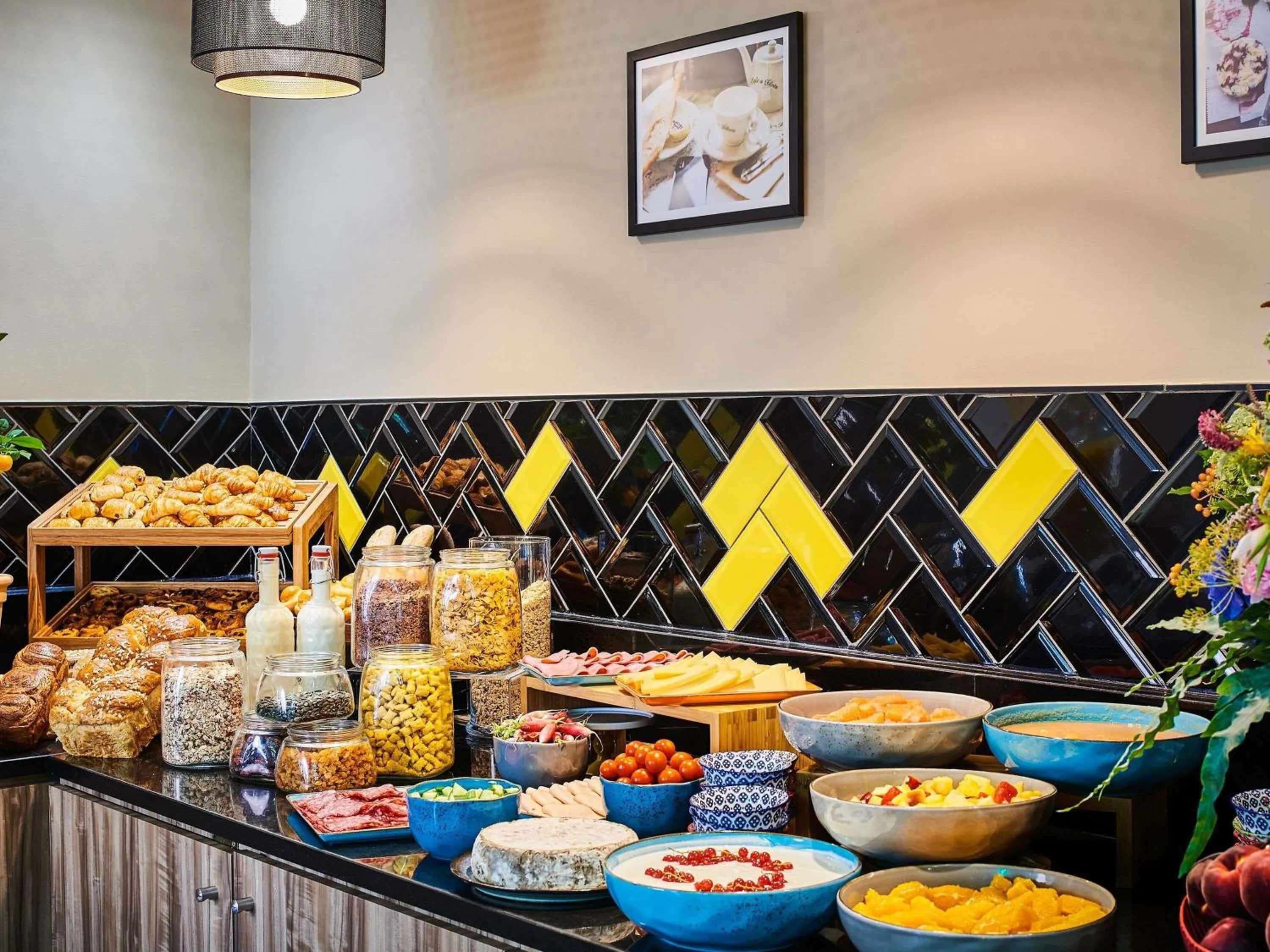 Breakfast in Mercure Paris Gare De Lyon TGV