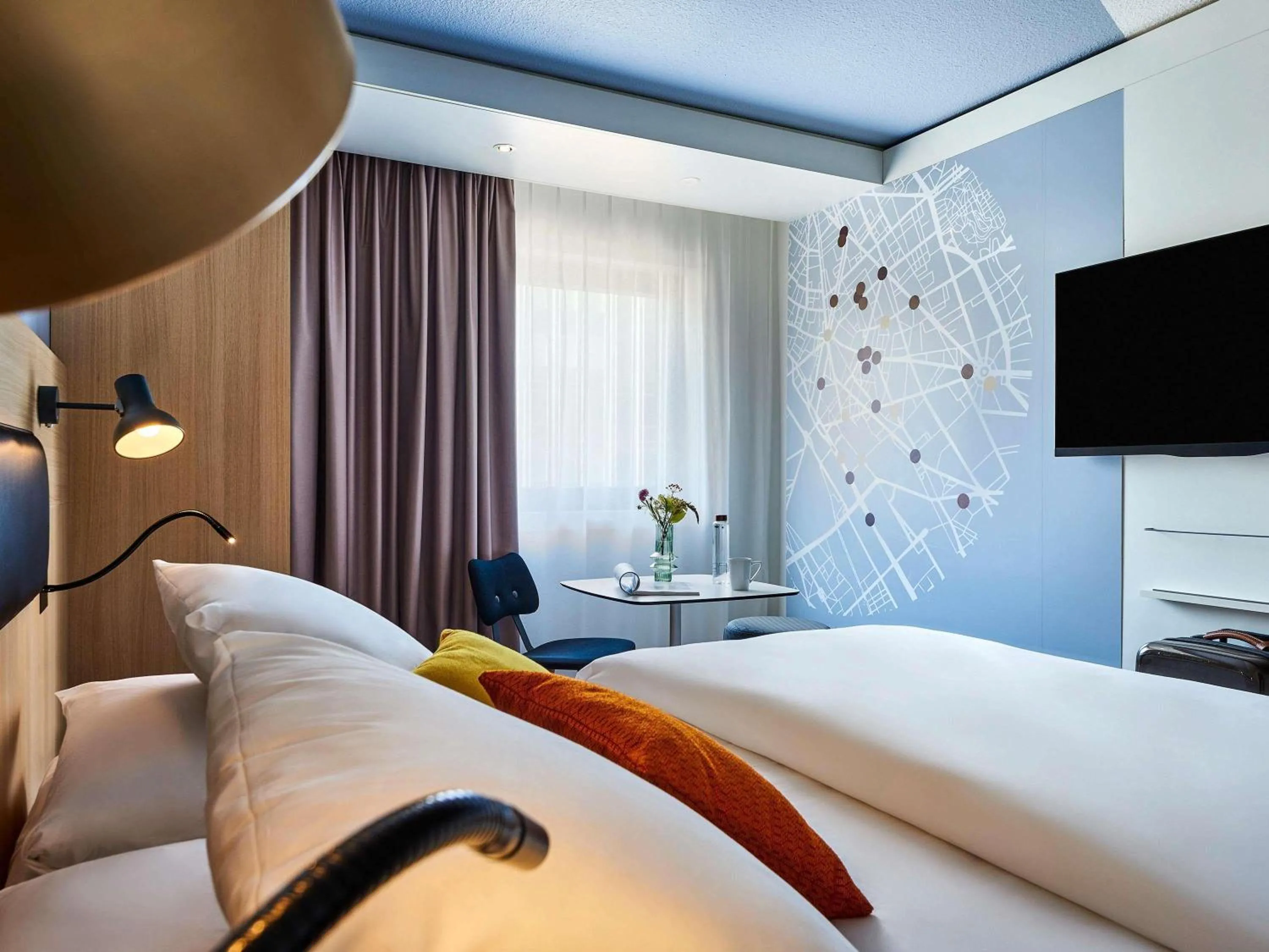 Bedroom, Bed in Mercure Paris Gare De Lyon TGV