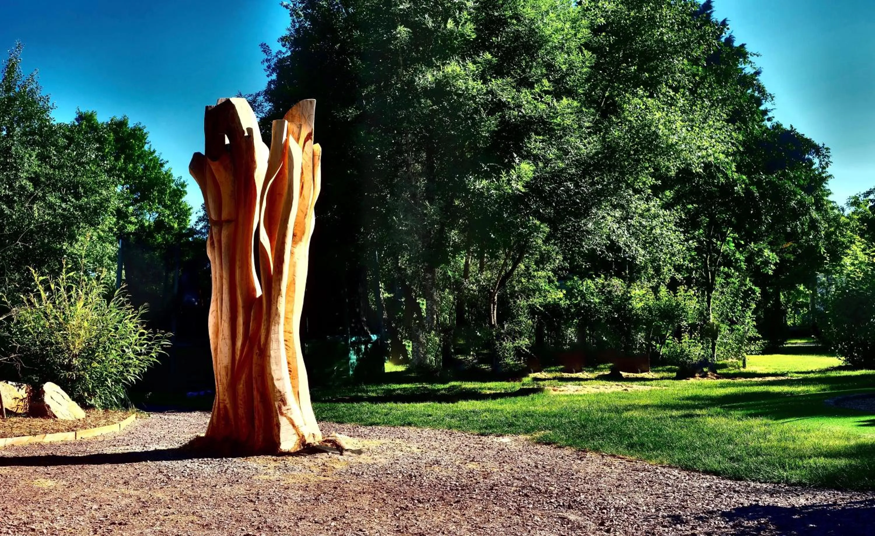 La maison du sculpteur à Tiffauges proche Puy du F